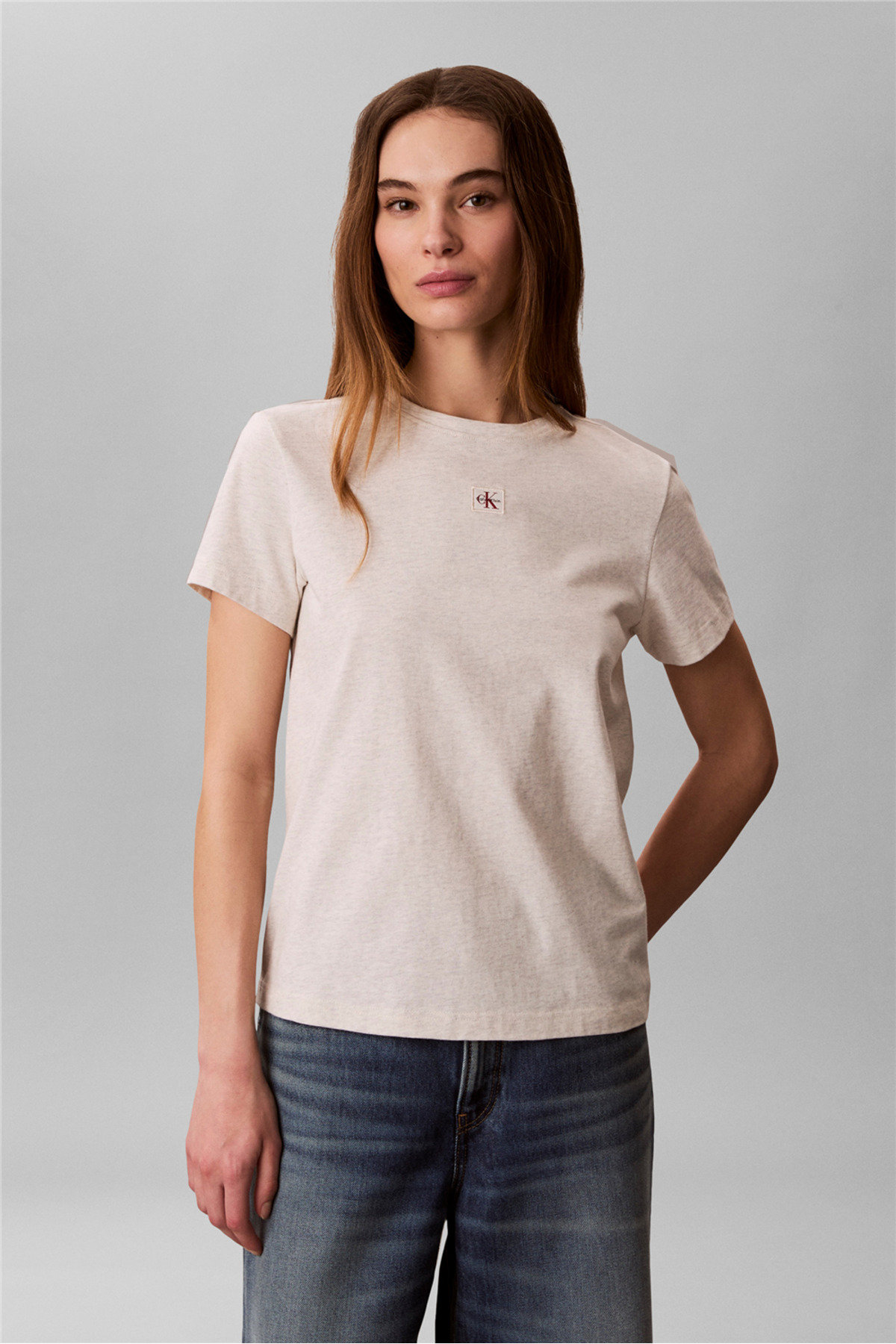 تیشرتزنانهCalvin Kleinبژ