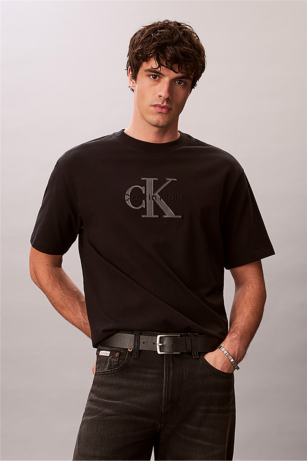 تیشرتمردانهCalvin Kleinمشکی
