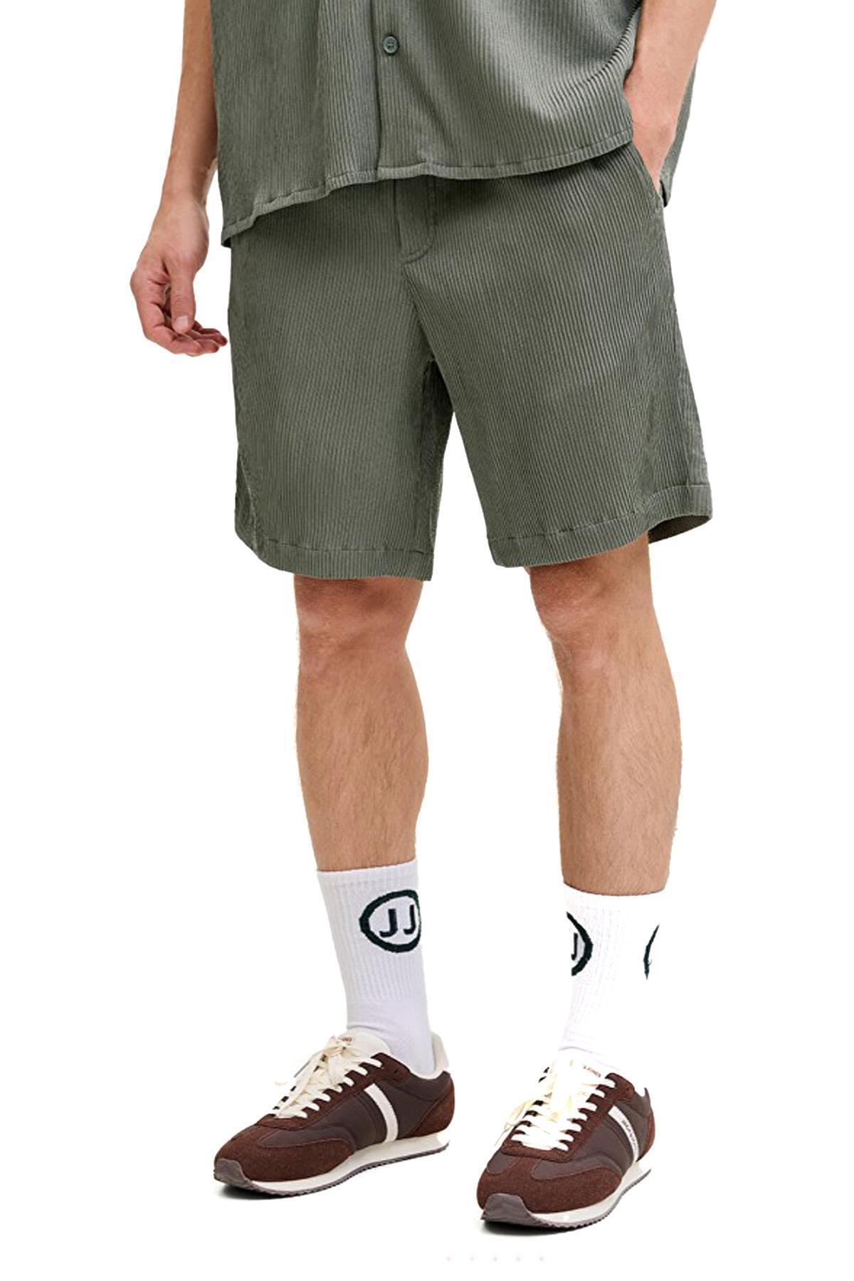 شلوارک خاکی مردانه جک اند جونز مدل Jaiden Harrison Jogger Regular جک اند جونز شلوارک برمودا Jack & Jones