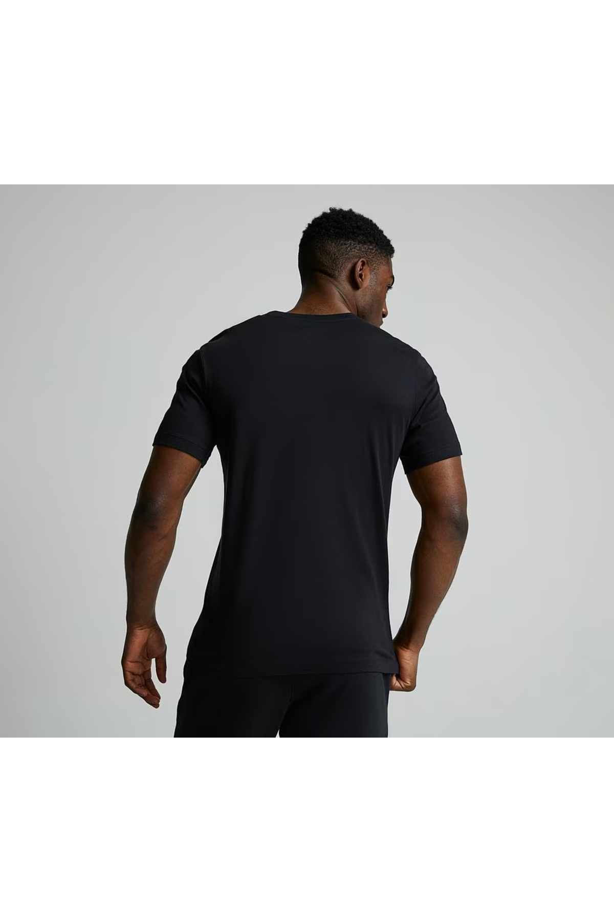 Nike Erkek Tişört %100 Pamuklu Kumaş Erkek Tişört AR4997-013-Siyah görsel 3