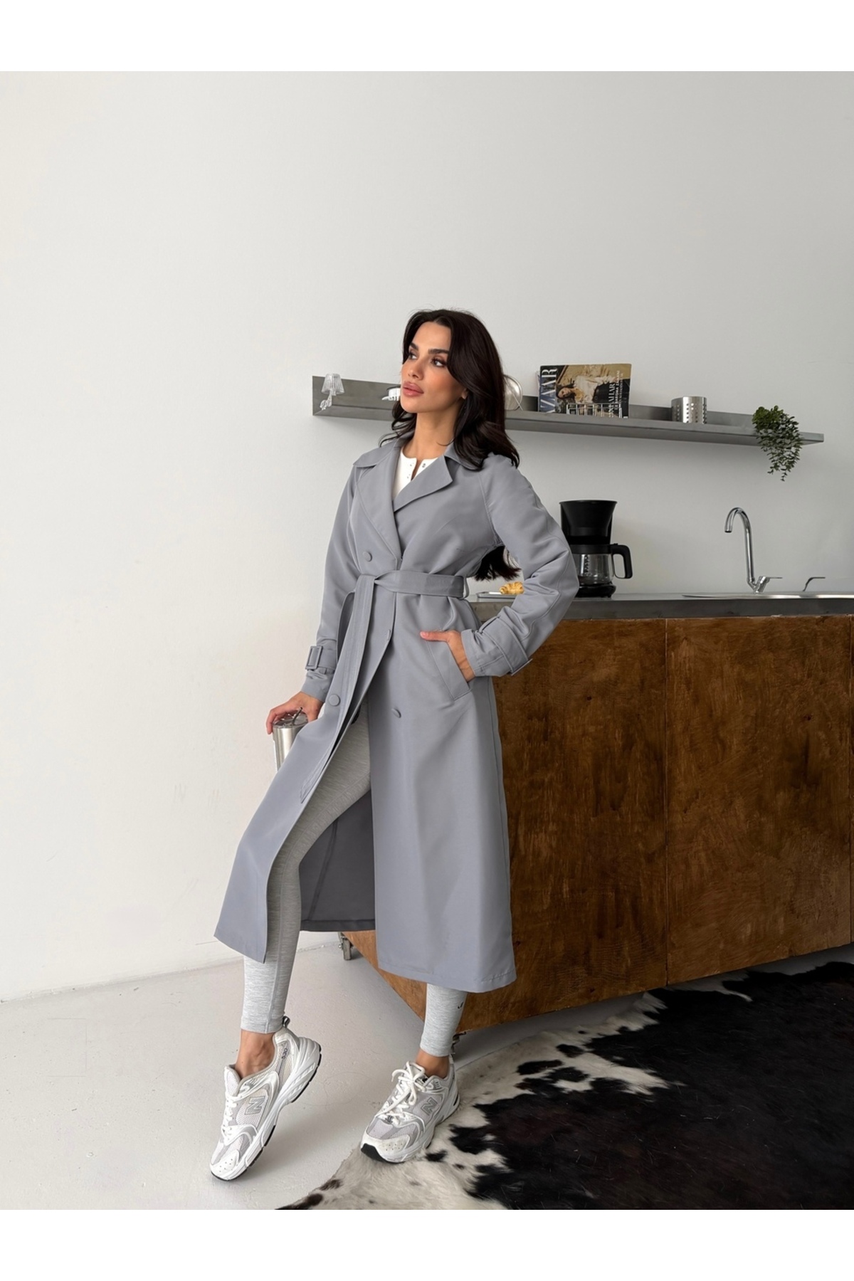 comstar Kadın Klasik Cepli Kuşaklı Trend Midi Gri Trençkot görsel 4