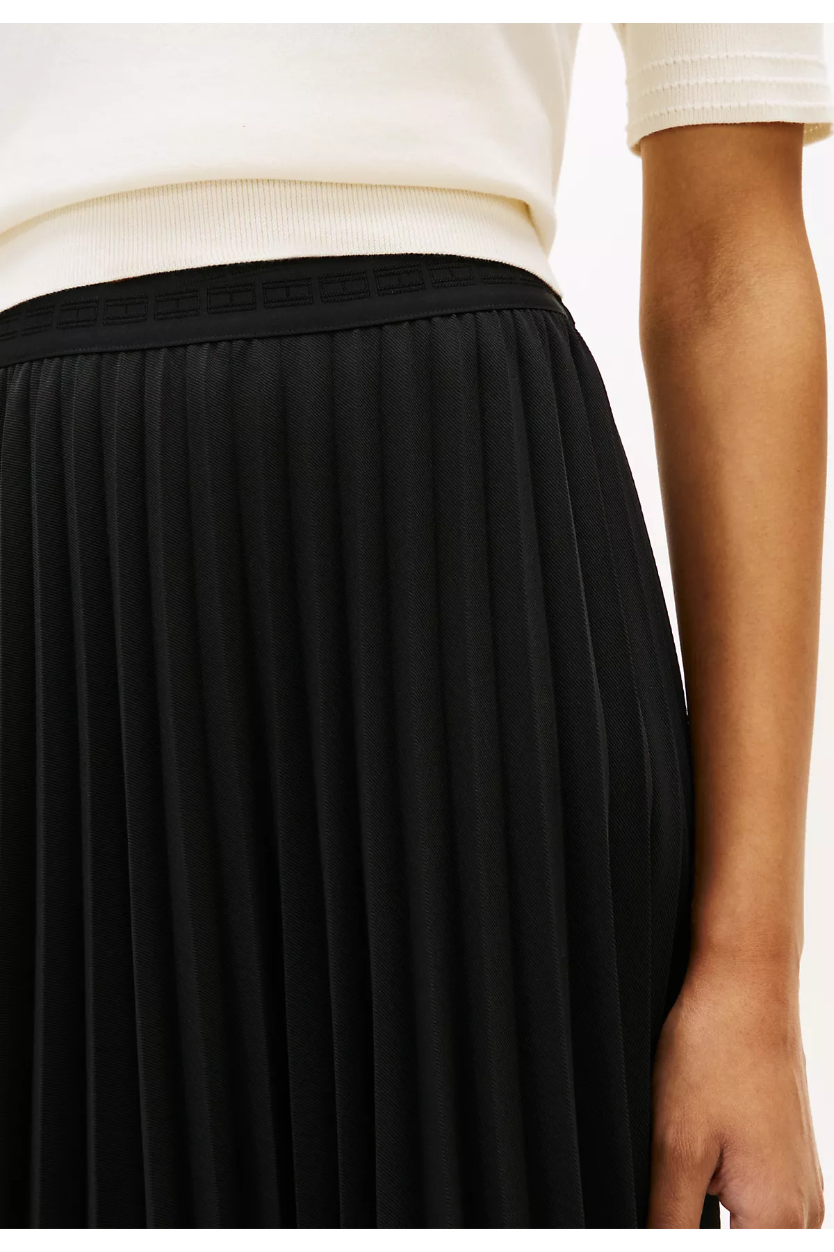 Tommy Hilfiger FLUID PLEATED PULL ON MIDI SKIRT görsel 3
