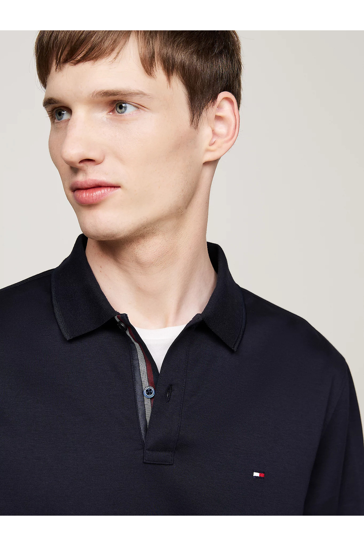 پولوشرت مردانه یقه پلو | تامی هیلفیگر Tommy Hilfiger MW0MW33172 VN - تصویر 4