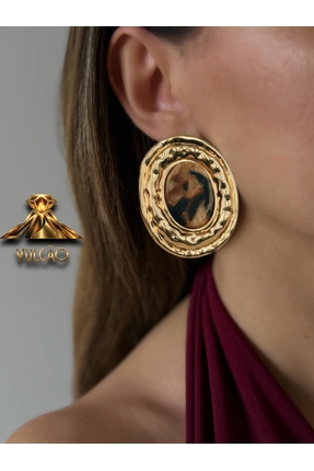 Vulcao Gold Plaka Oval Taşlı Küpe