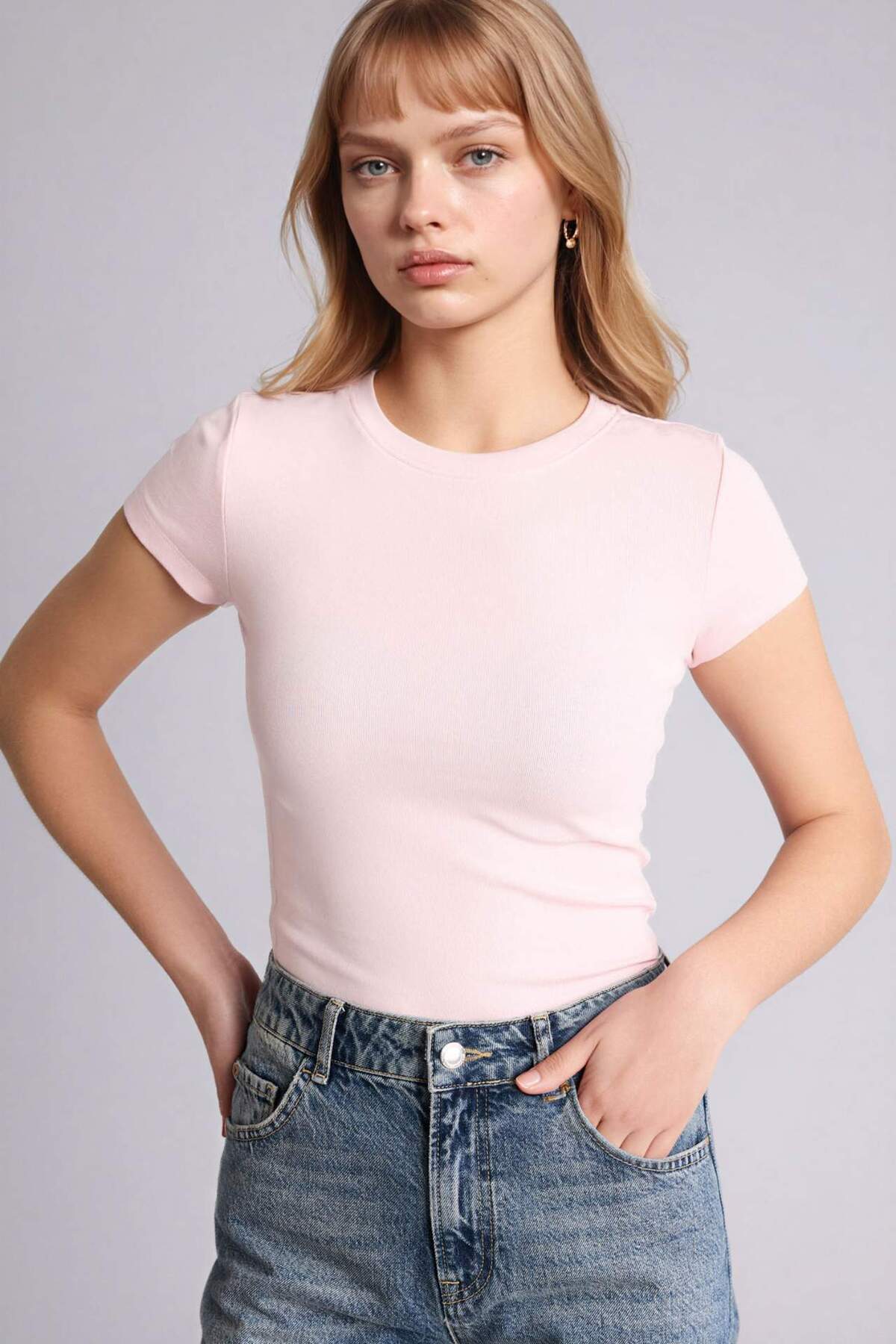 Defacto Fitted Crew Neck Rib Knit Short Sleeve T-Shirt E0288Ax26Sp