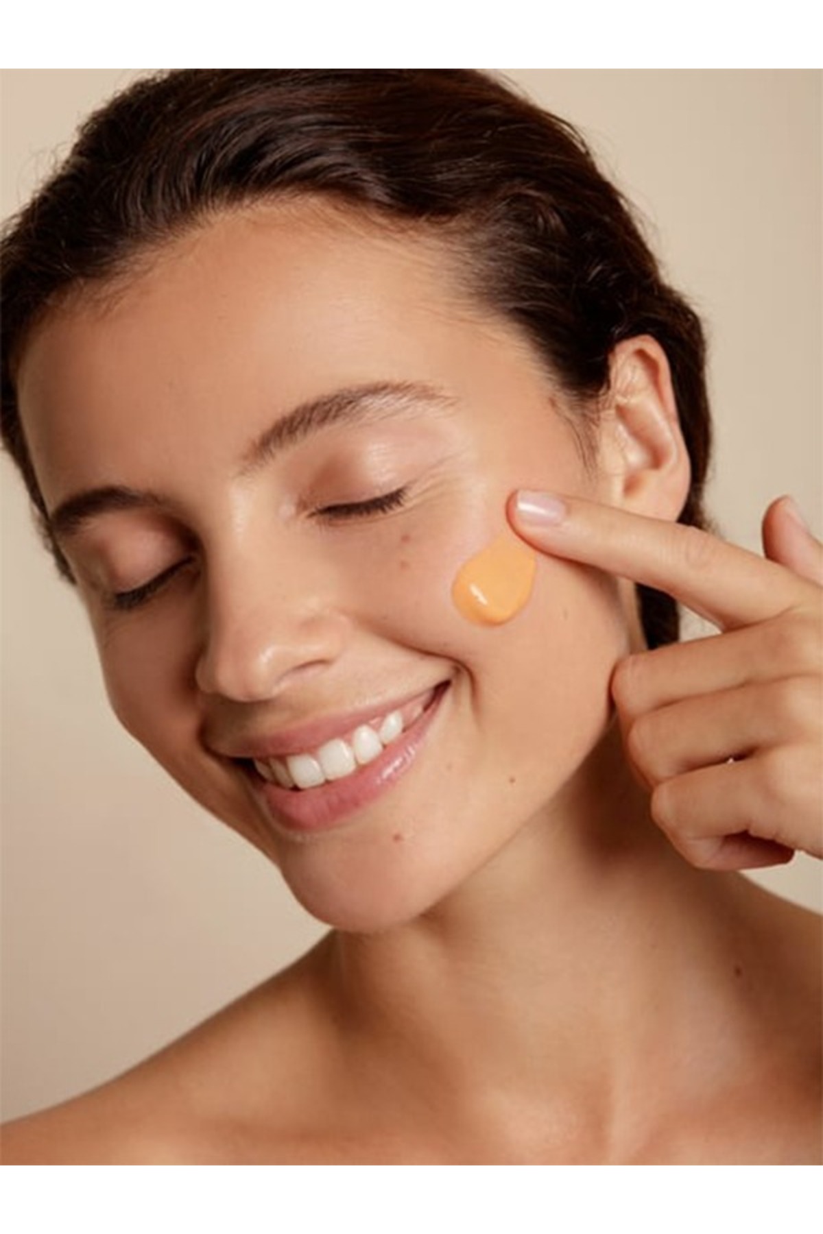 Radiant Complexion Cream Apricot Glow, Kayısı Tonu Makyaj Bazı 30 ml — نارنجی VSAPG — تصویر 3 از 4