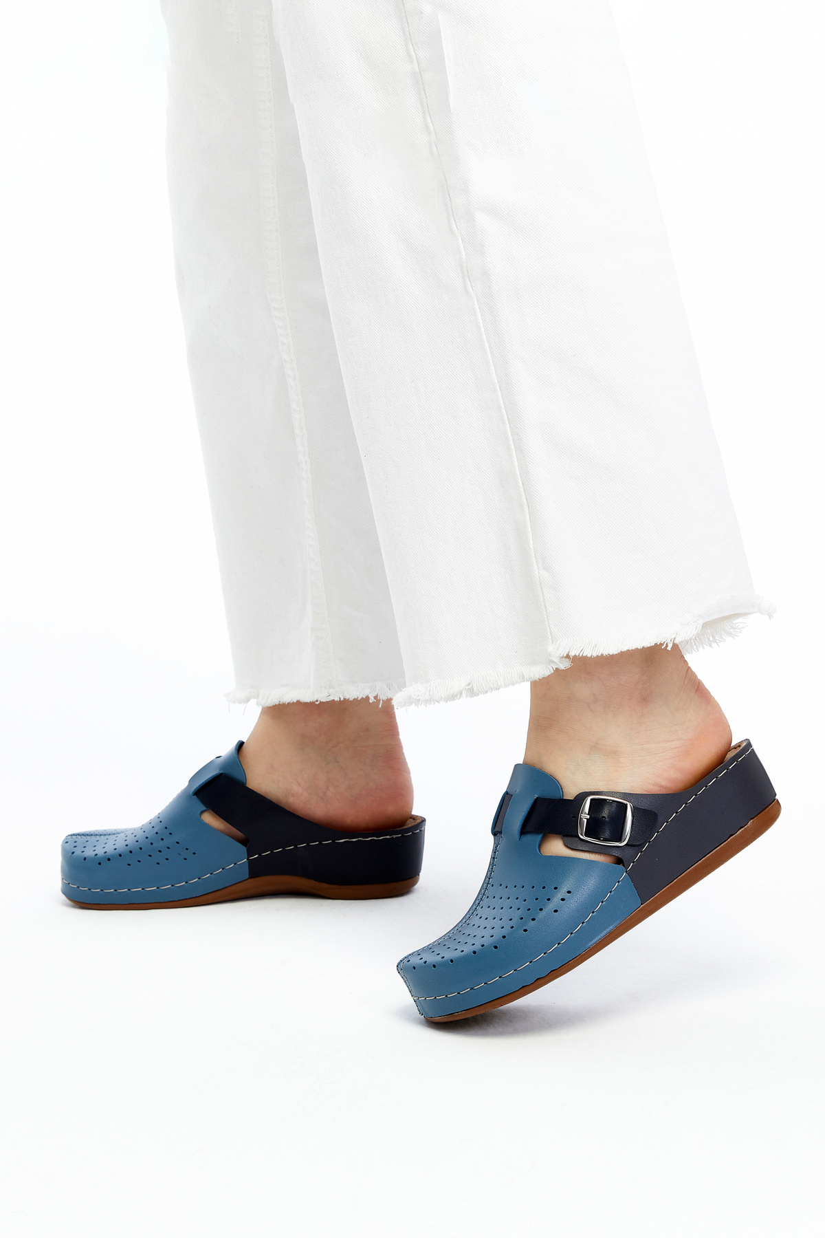 Anatomical Sole Buckle Home Hospital Doctor Nurse Sabo Slippers