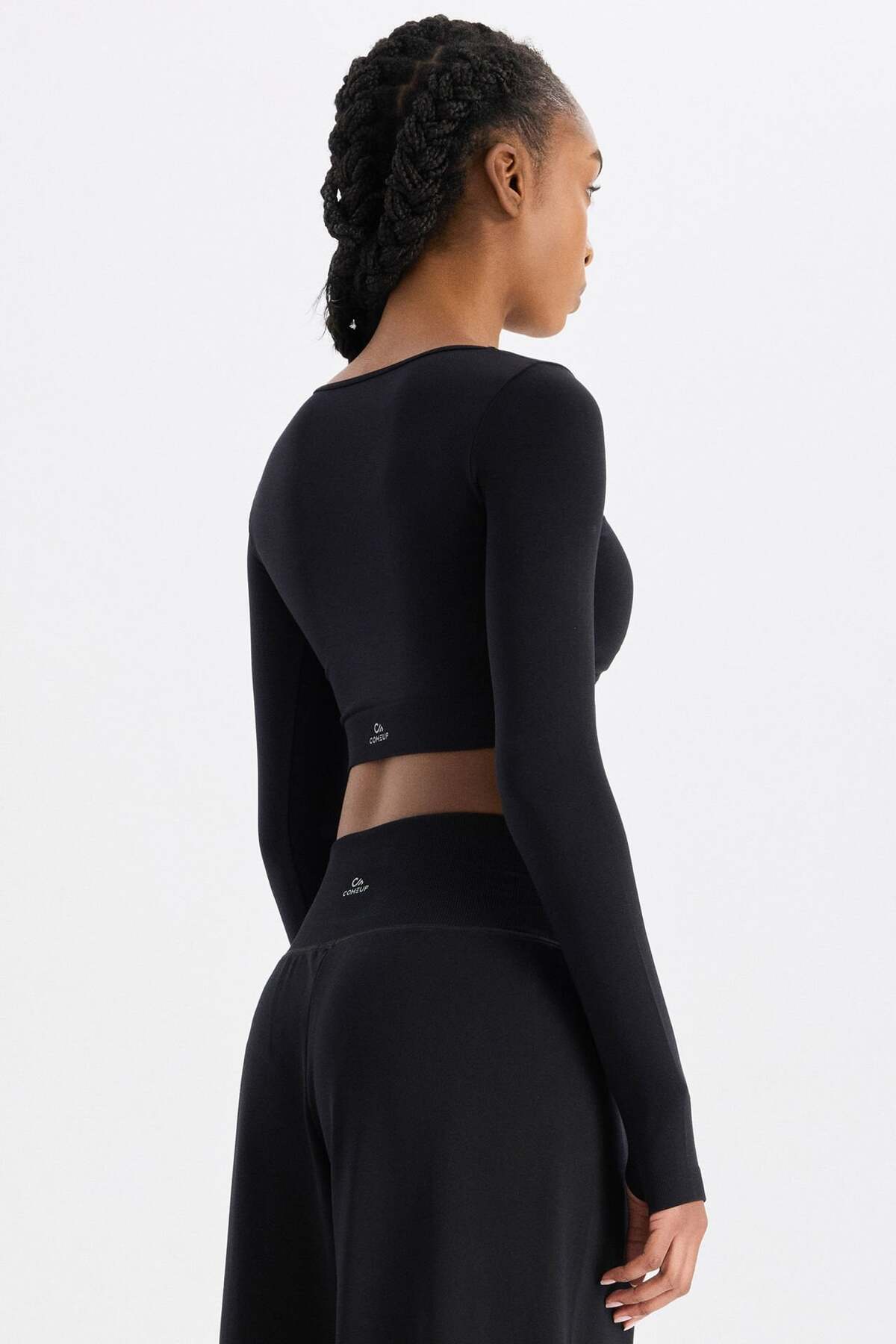 COMEUP V Yaka Ekstra Soft Crop Top Siyah görsel 2