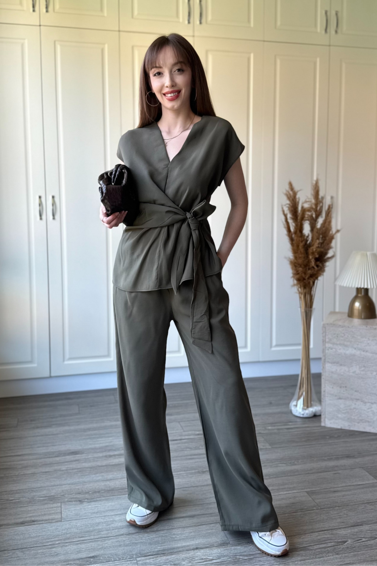 Tencel Fabric Front Tied Khaki Pants Blouse Set