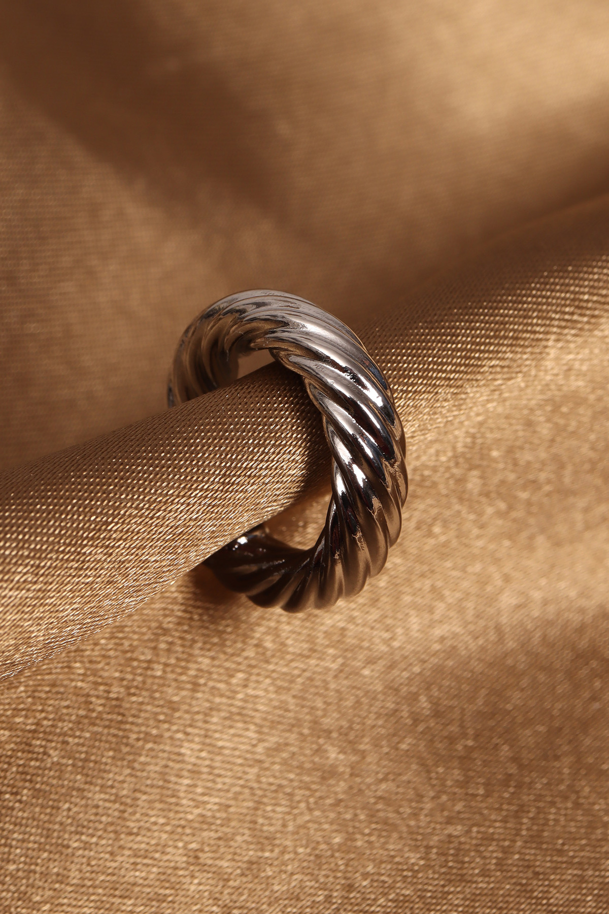 Twist Pattern Silver Color Cartilage Earrings