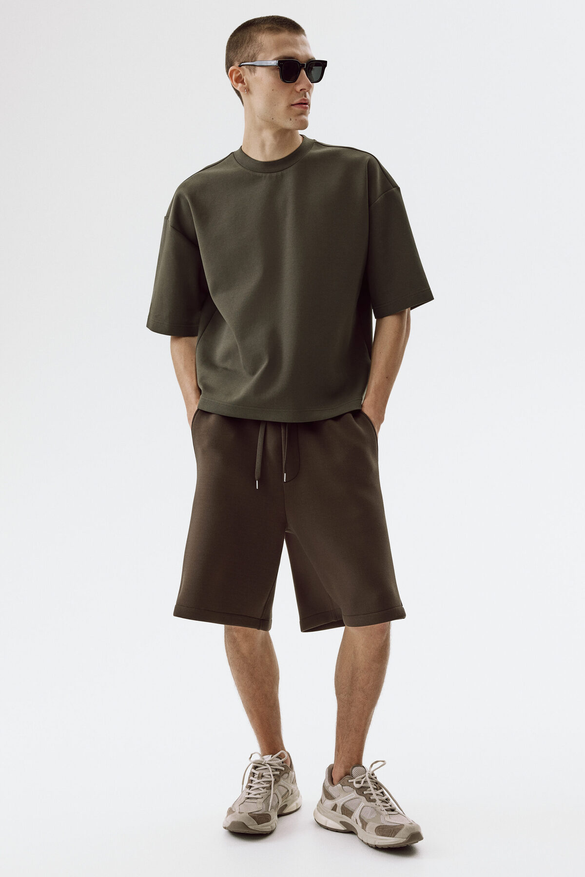 شلوارک غواصی با اندازه مناسب و راحت اچ اند ام شلوارک برمودا H&M