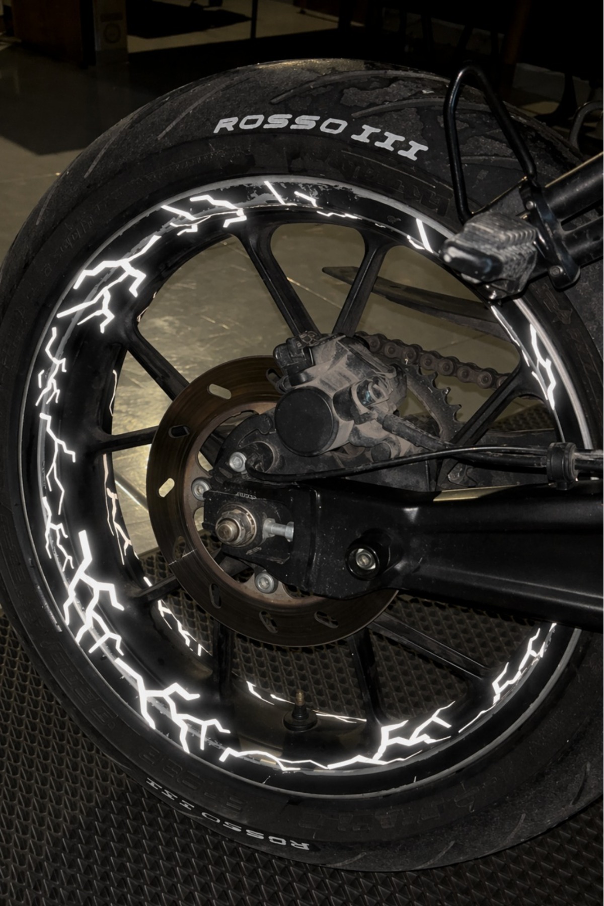Banxtre Motor Jantı için Reflektörlü Beyaz Yıldırım Şimşek Sticker