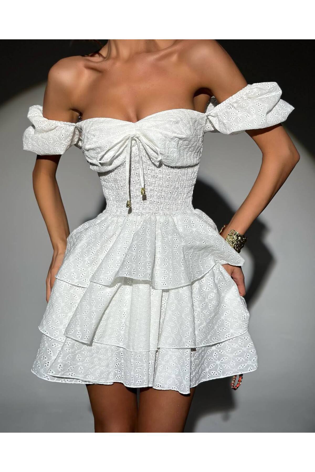 TAYT VEGAS PRINZESSINNENMODELLKLEID