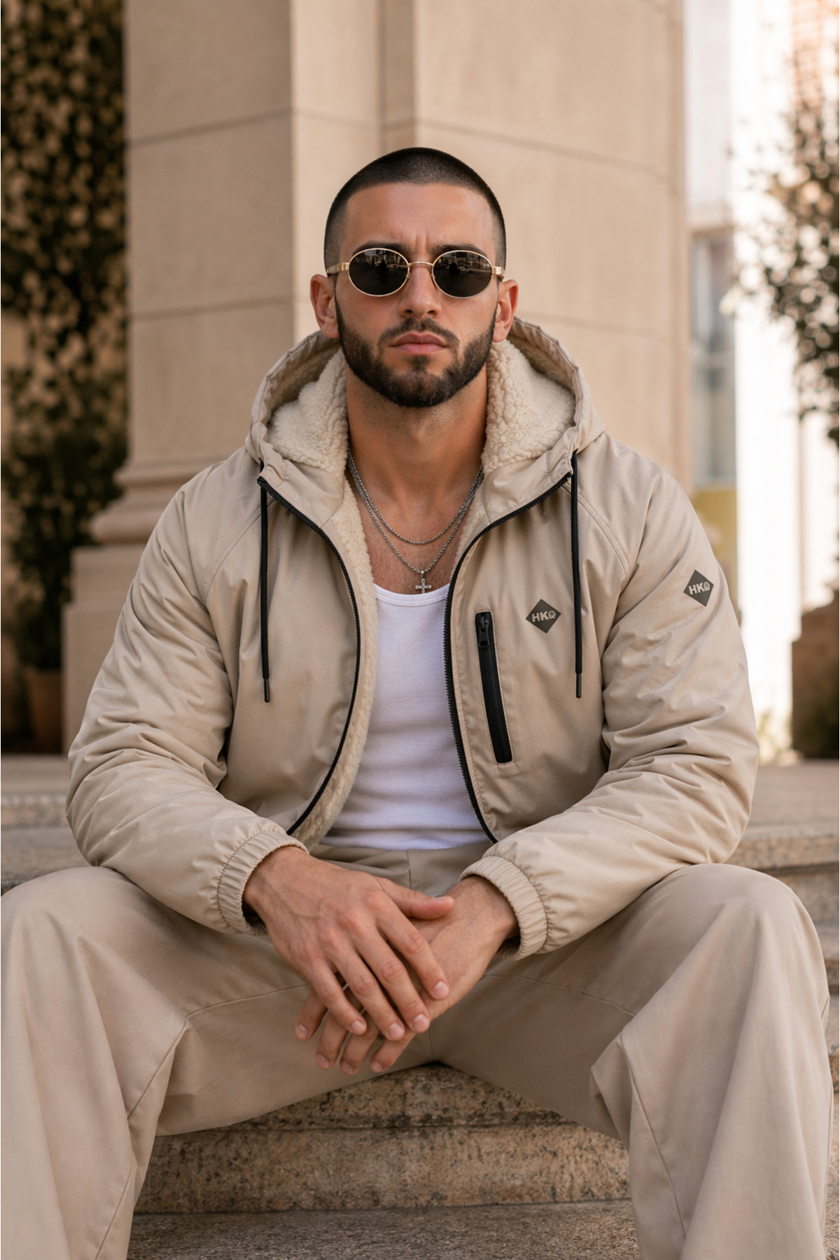 بارانی زمستانی کلاه‌دار مردانه ممتاز با آستر خز — بژ Hacker-1-FurRightRaincoat — تصویر 4 از 6