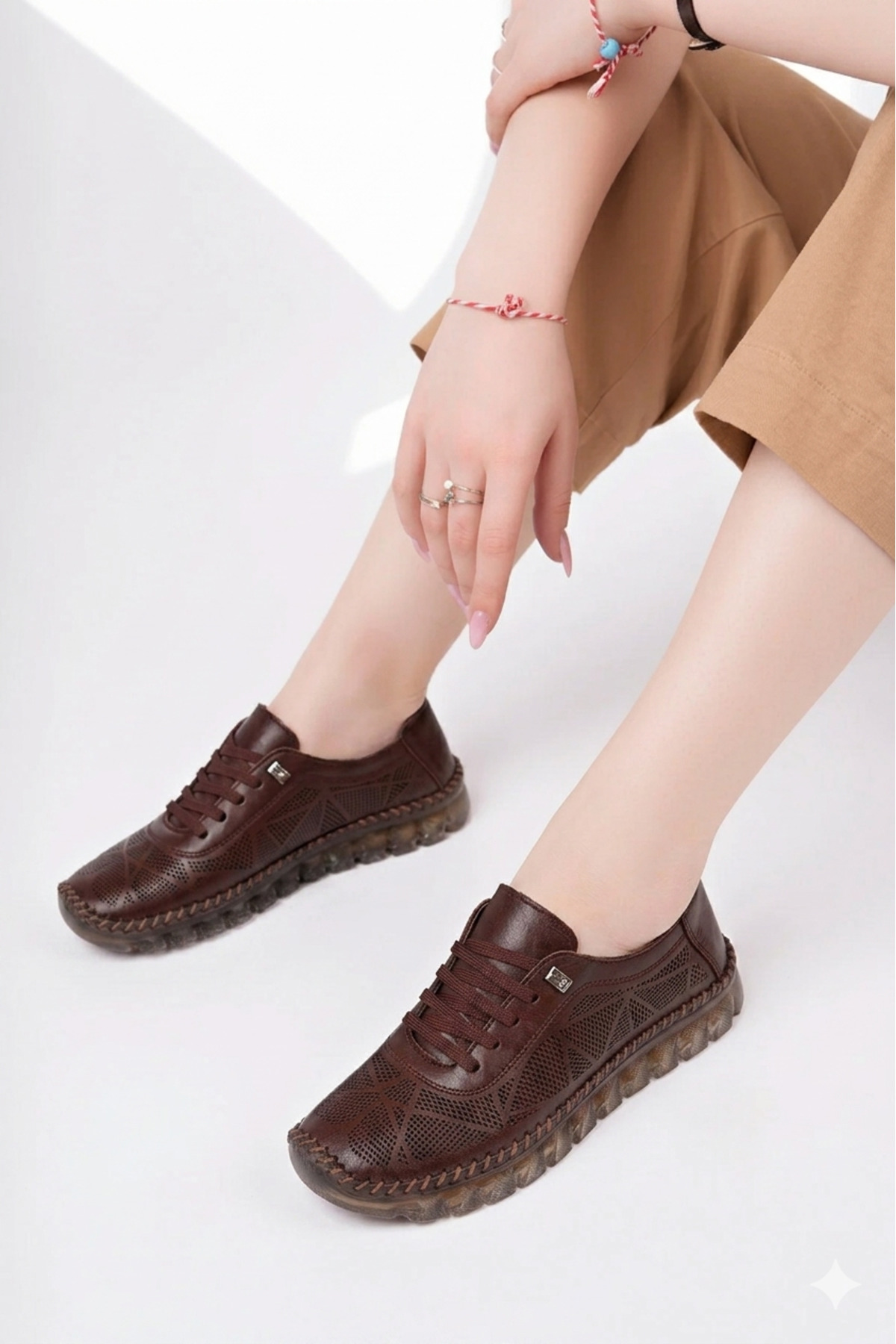 Genuine Leather Brown Women's Leather Casual ShoesDP62-8004