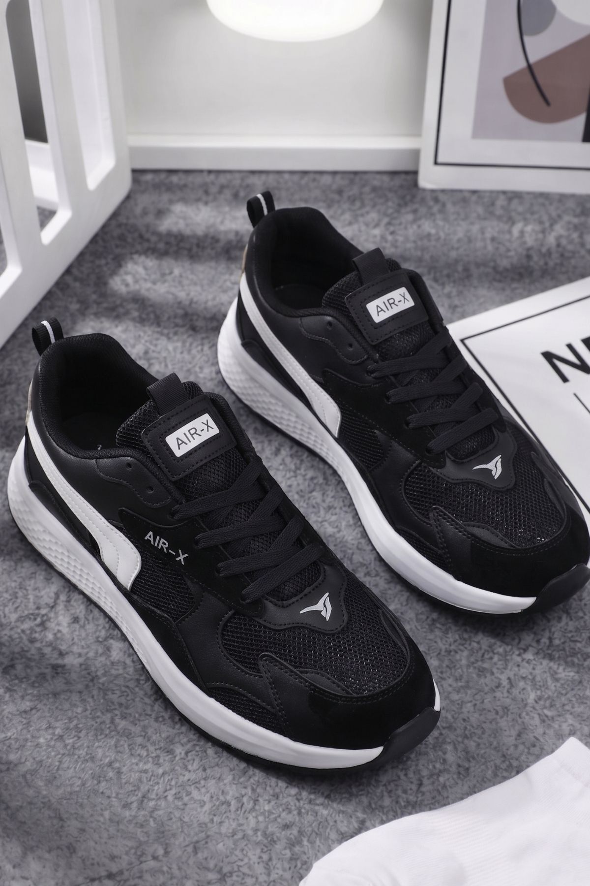 Women's Casual Sporty Black Sneakers