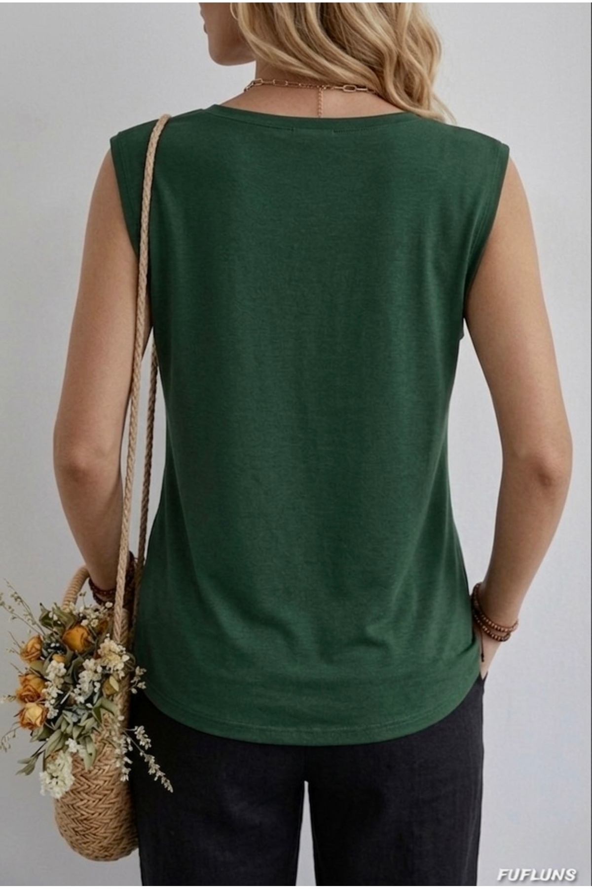 FUFLUNS  KADIN V YAKA OVERSİZE KOLSUZ T-SHIRT - Görsel 2