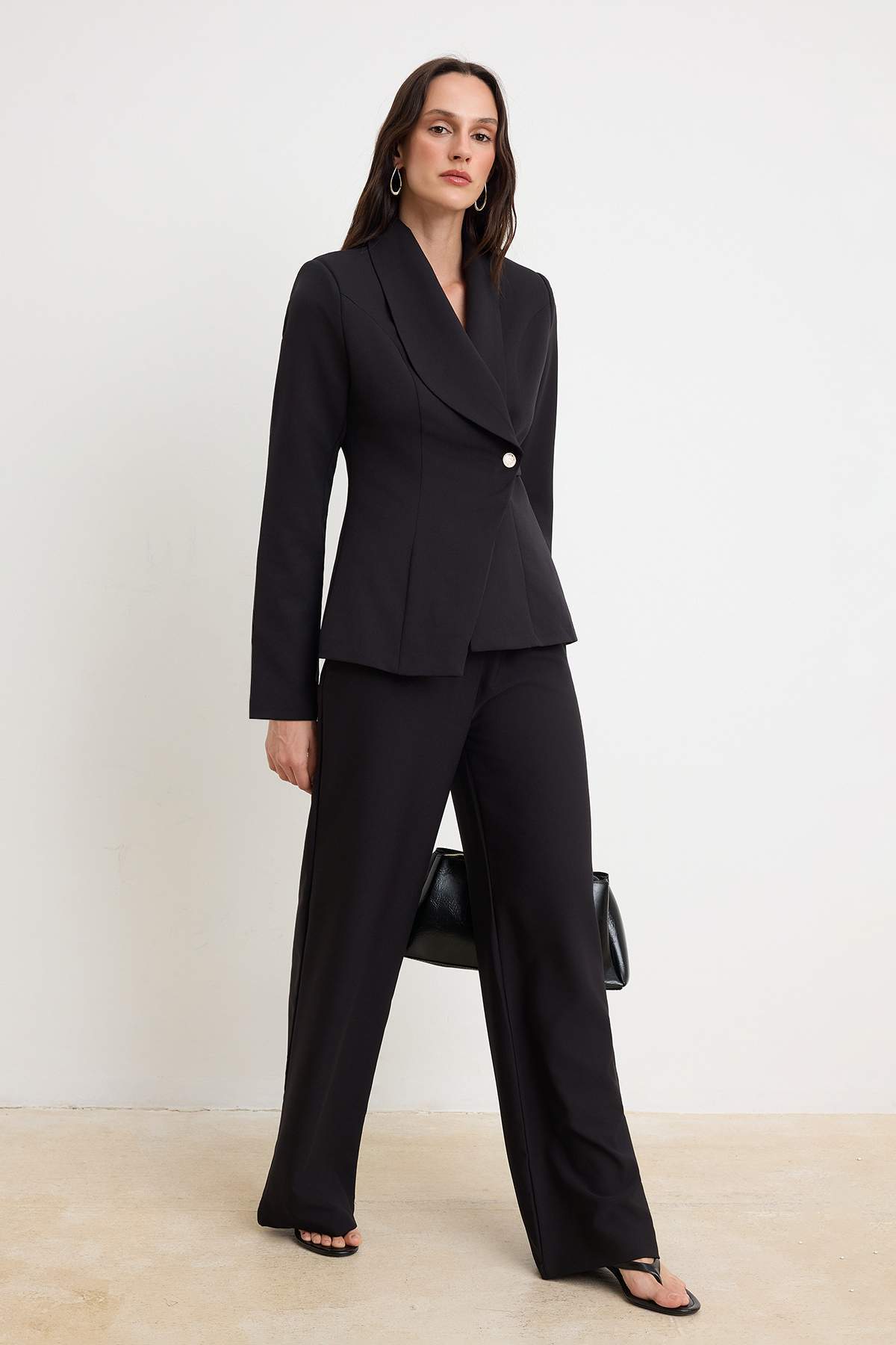 Trendyolmilla Siyah Kruvaze Kapama Blazer Ceket Pantolon Dokuma Alt - Üst Takım TWOAW26AU00145