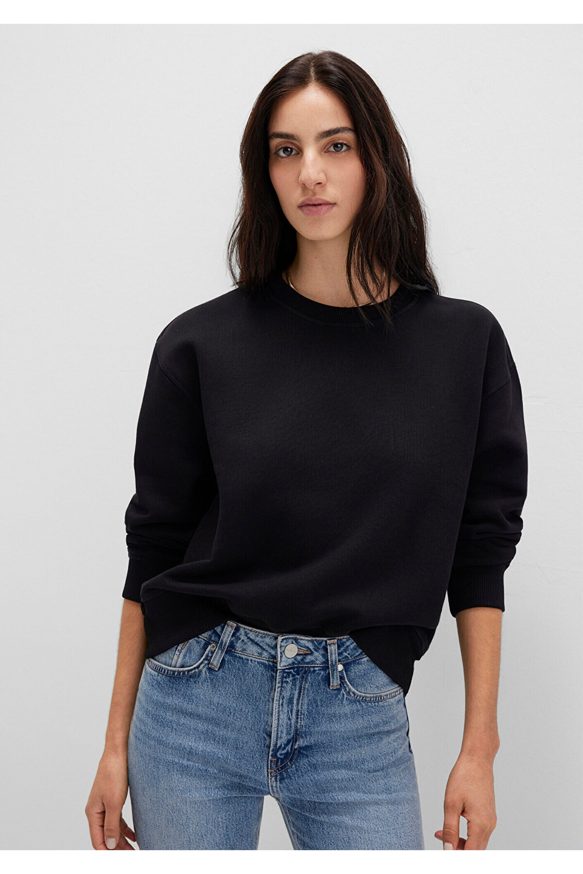 Mavi Bisiklet Yaka Siyah Sweatshirt 1S10390-900 - Fiyatı, Yorumları
