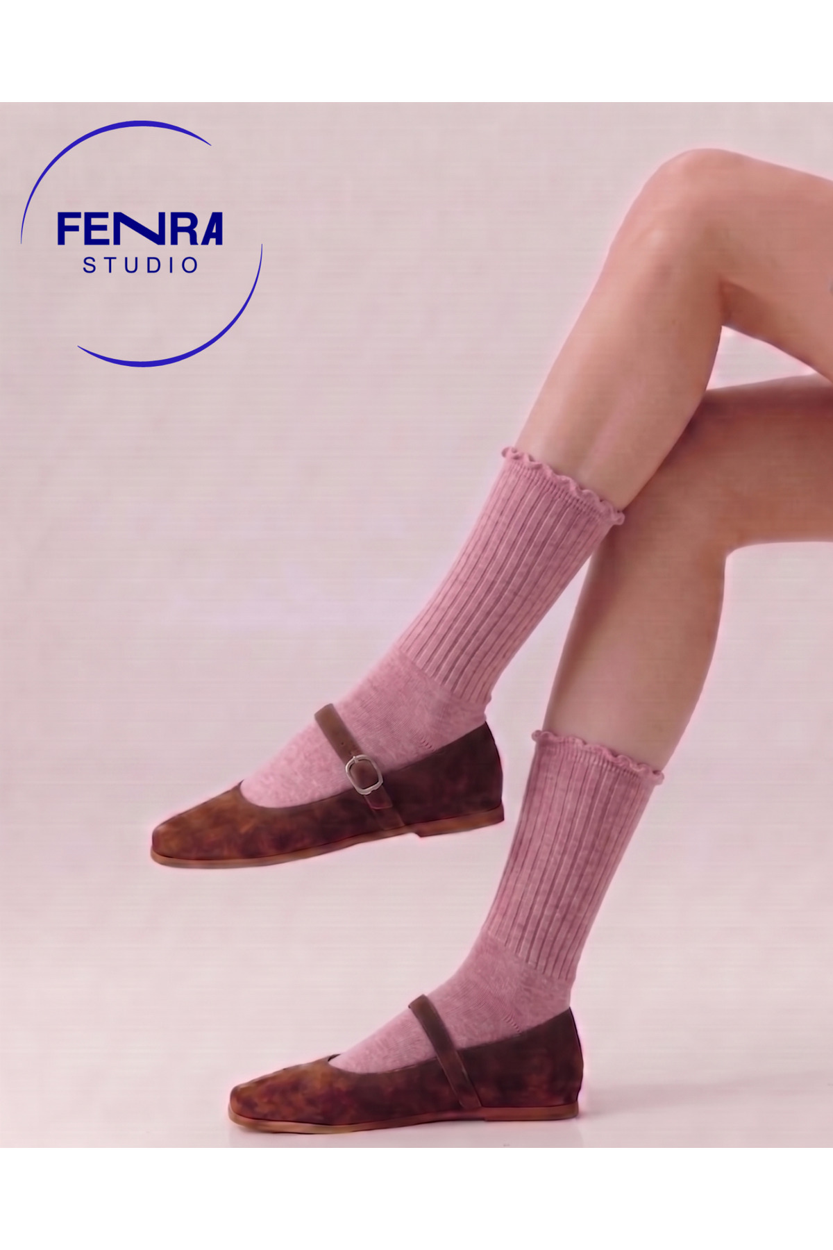 Women's Seamless Derby Pink Ruffled Socket Cotton Socks