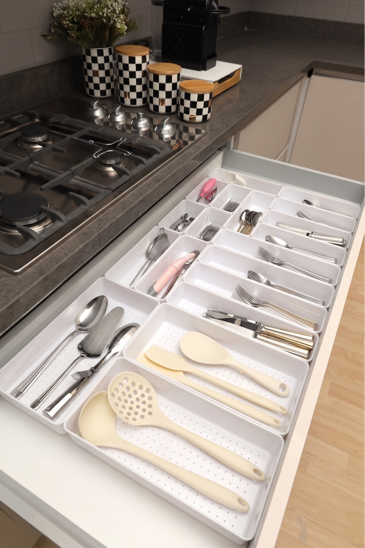 White New Color Hard Plastic Organizer Set of 19 Modular In-Drawer Spoon Organizer White
