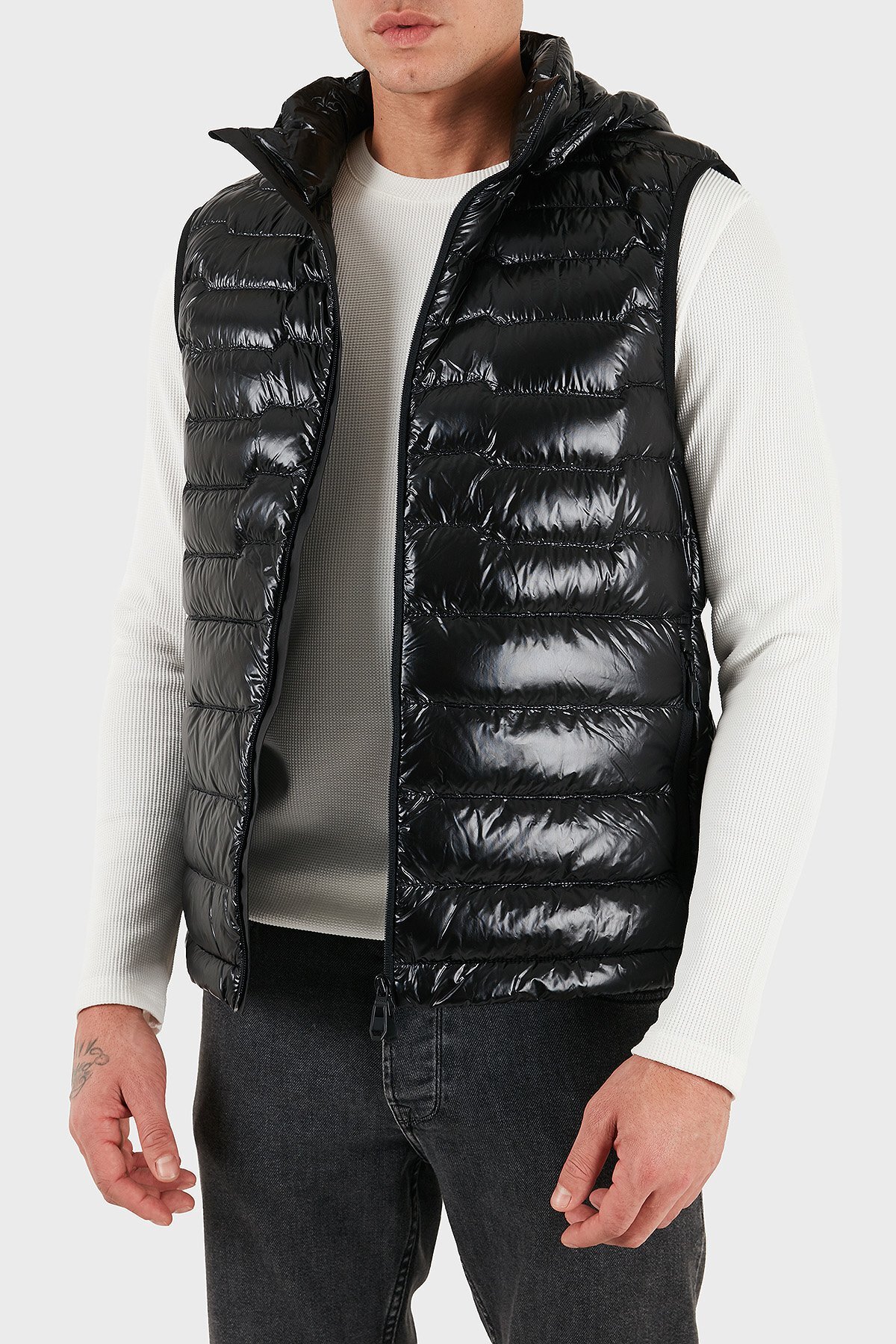 Boss Quilted Regular Fit Hooded Water Repellent Shiny Puffer Vest