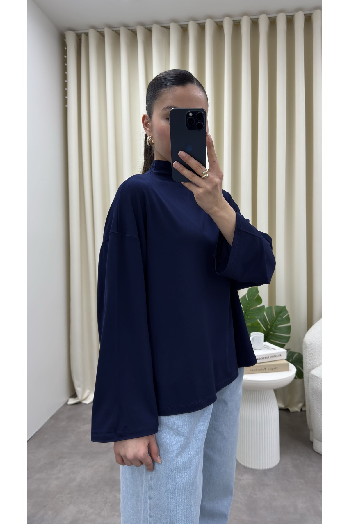 YOUR NAME Dik Yaka Oversize Dökümlü Bluz görsel 2