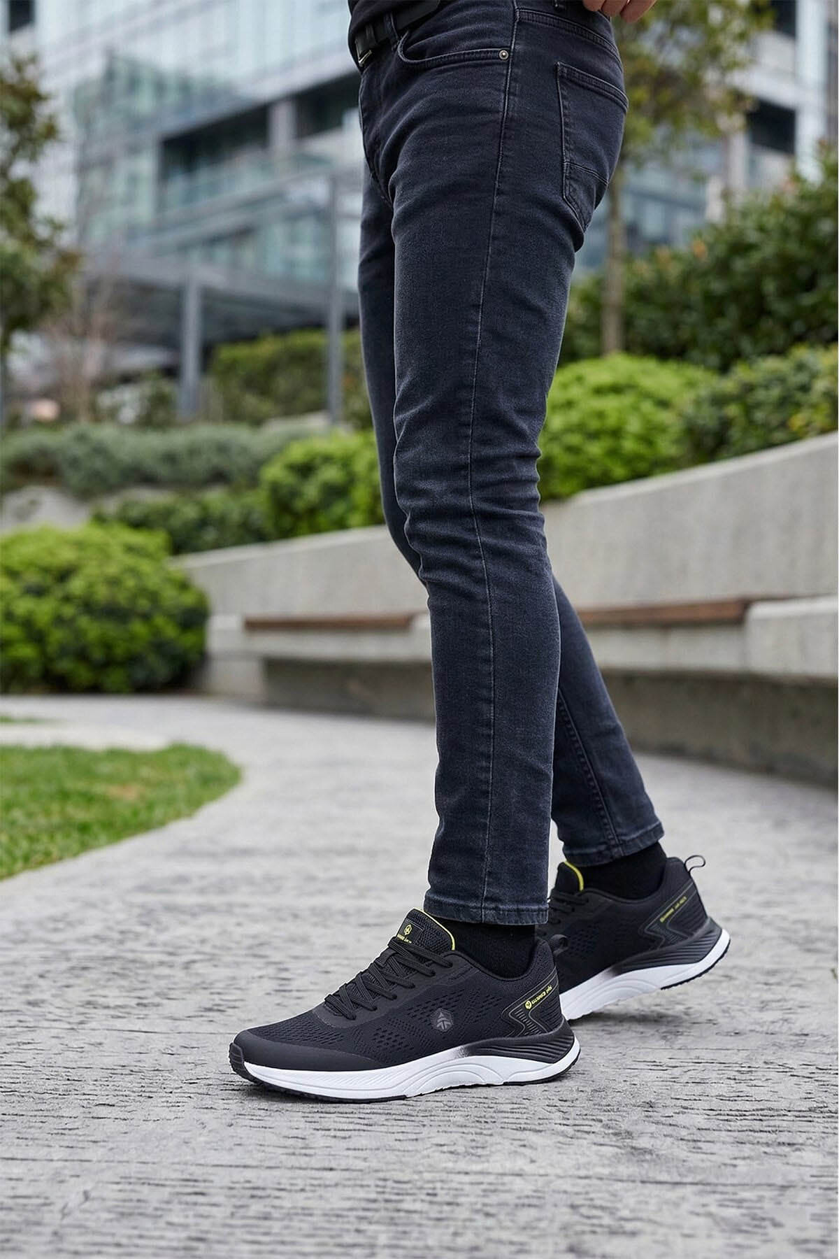 Malcolm M Siyah Erkek Sneaker 25065-M — مشکی 25YEfe25065MTE — تصویر 4 از 4