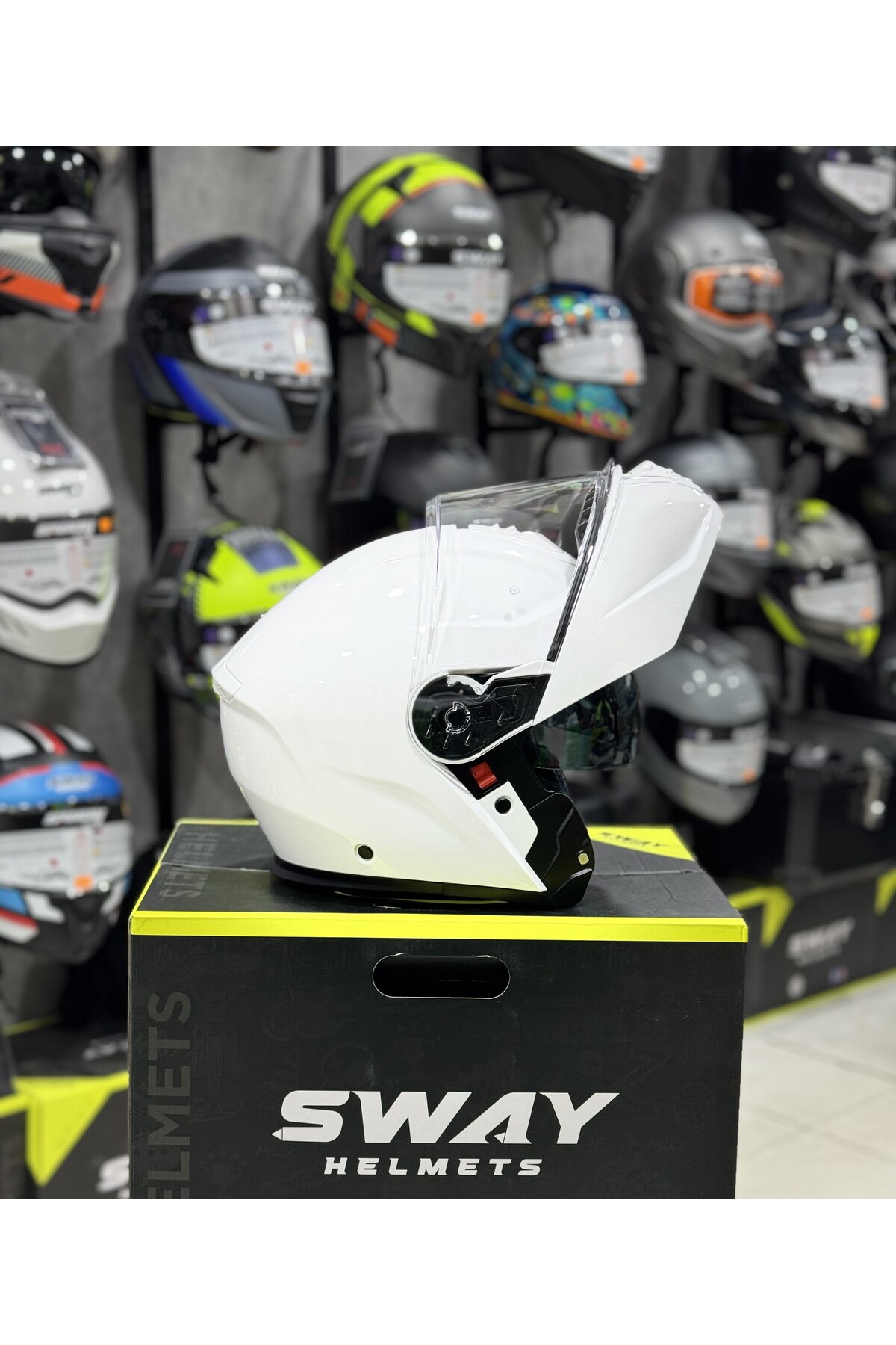 Sway Beyaz Çene Açılır Kask ECE 22.06 Double Vizör Pinlock 70
