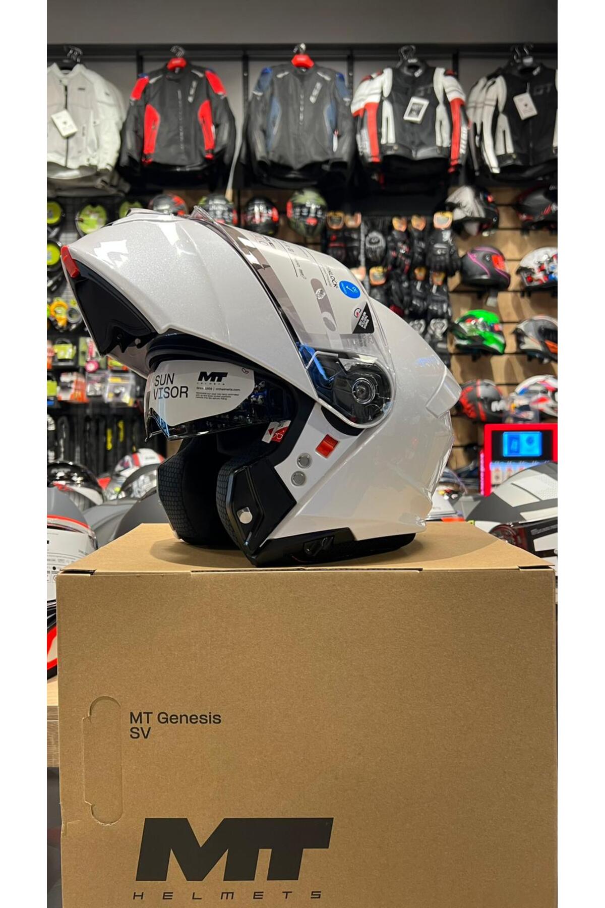 MT Helmets GENESSIS SV İNCİ BEYAZ KASK PARLAK - Fiyatı, Yorumları