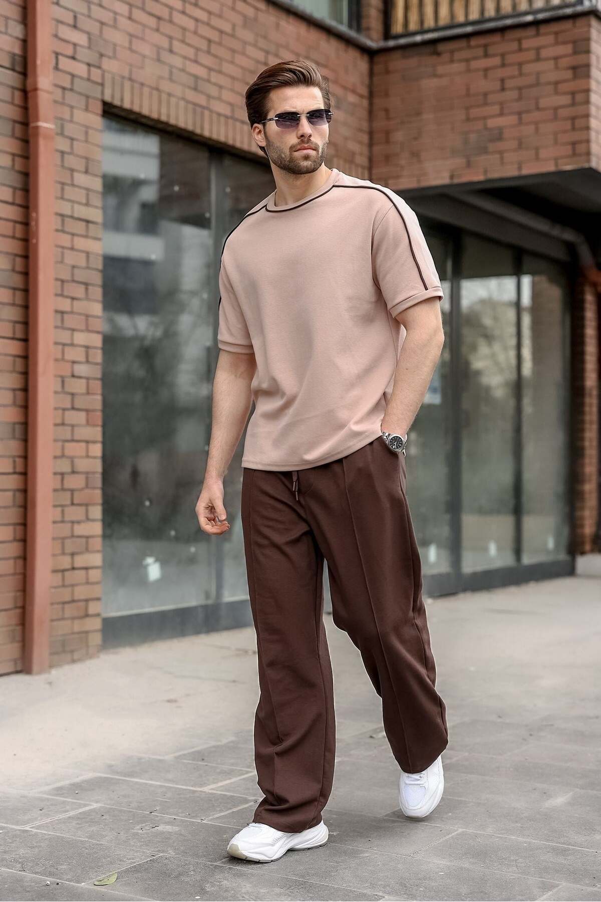 Madmext Camel Stripe Detailed Modern Cut Men's T-Shirt E7182