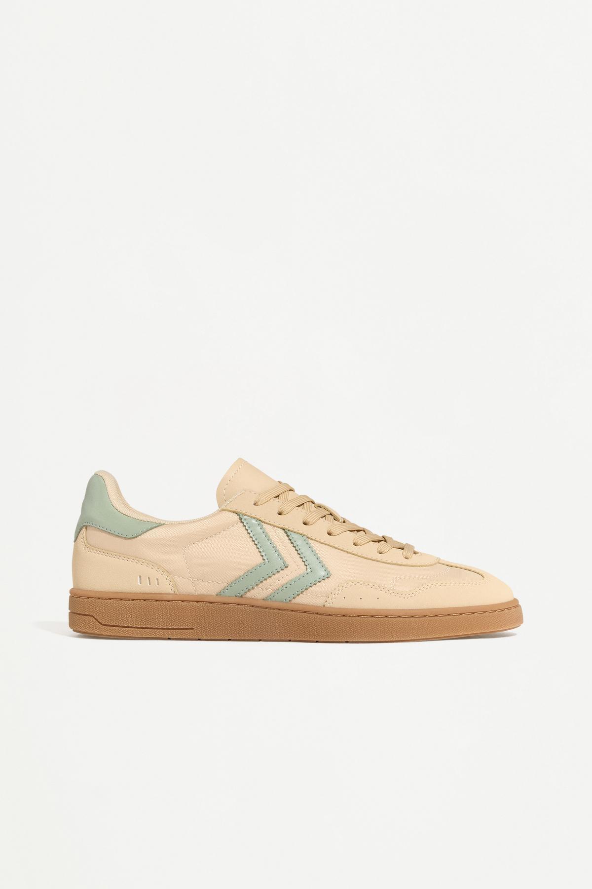 1_org_zoom اسنیکر Hummel LEFTIES لفتیز اورجینال - تصویر 1