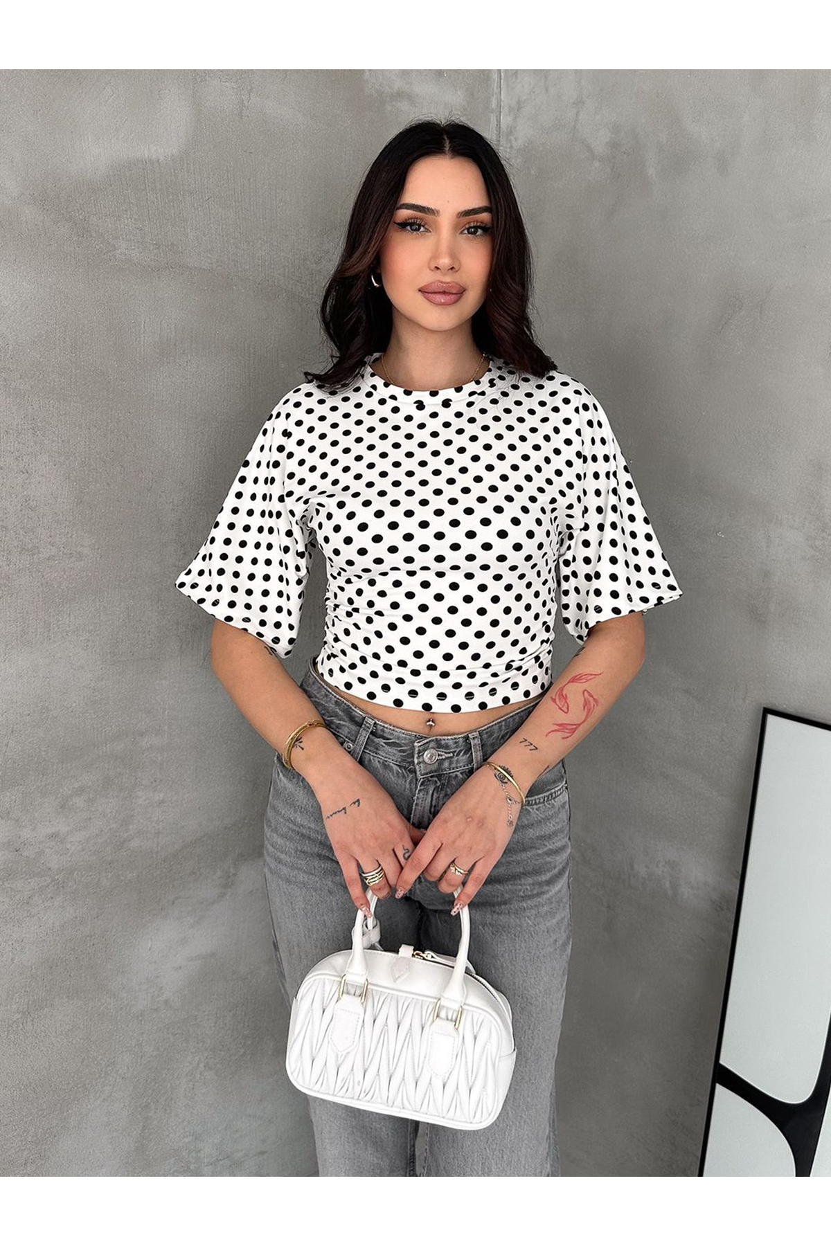 Noa Noa Kadın Puantiyeli Crop Bluz – Kısa Kollu Beyaz Şık Crop Top
