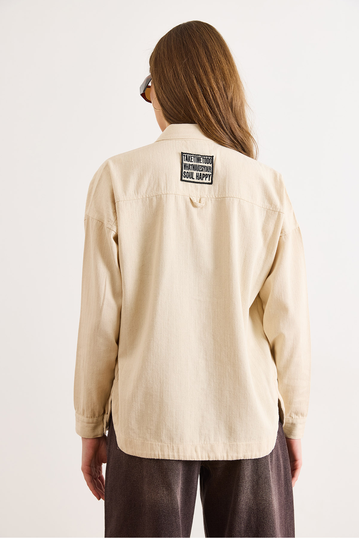 Olalook Kadın Krem Nakışlı Gabardin Gömlek GML-19001449 görsel 6