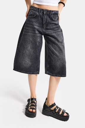 it's basic Kadın Koyu Füme 2s6-1 Maxi Süper Baggy Fit Bermuda Denim Şort