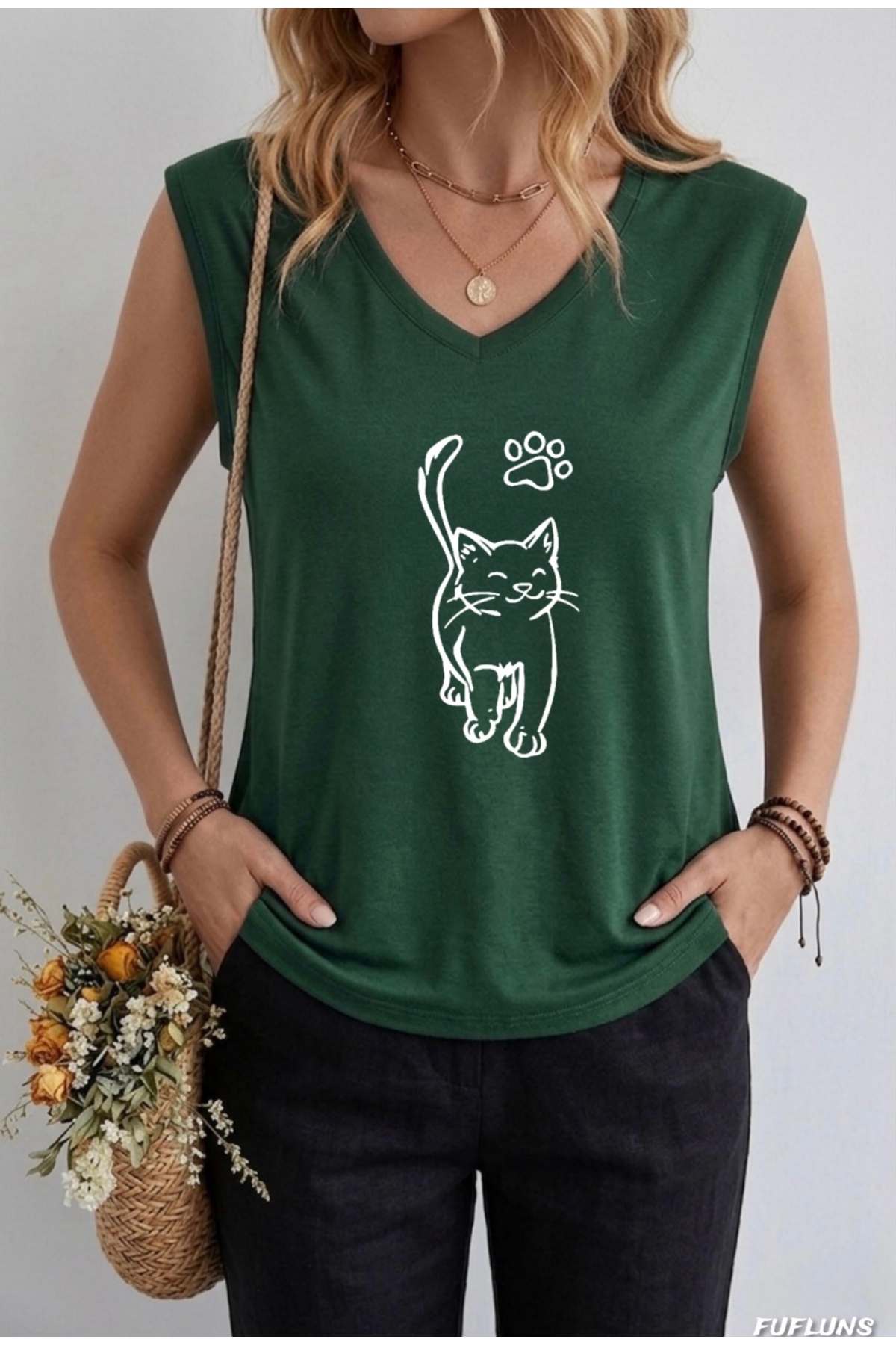 FUFLUNS  KEDİ BASKILI KADIN OVERSİZE KOLSUZ T-SHIRT