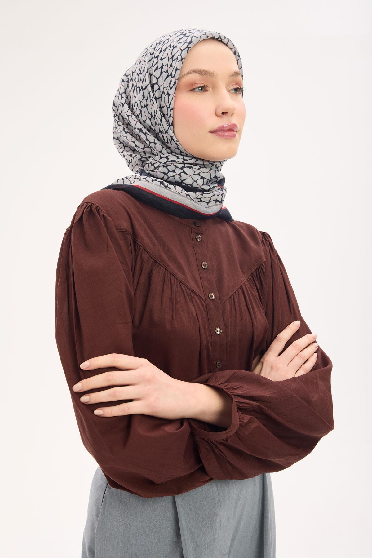 Olinda Scarf Clover Pattern Off-White 90x90