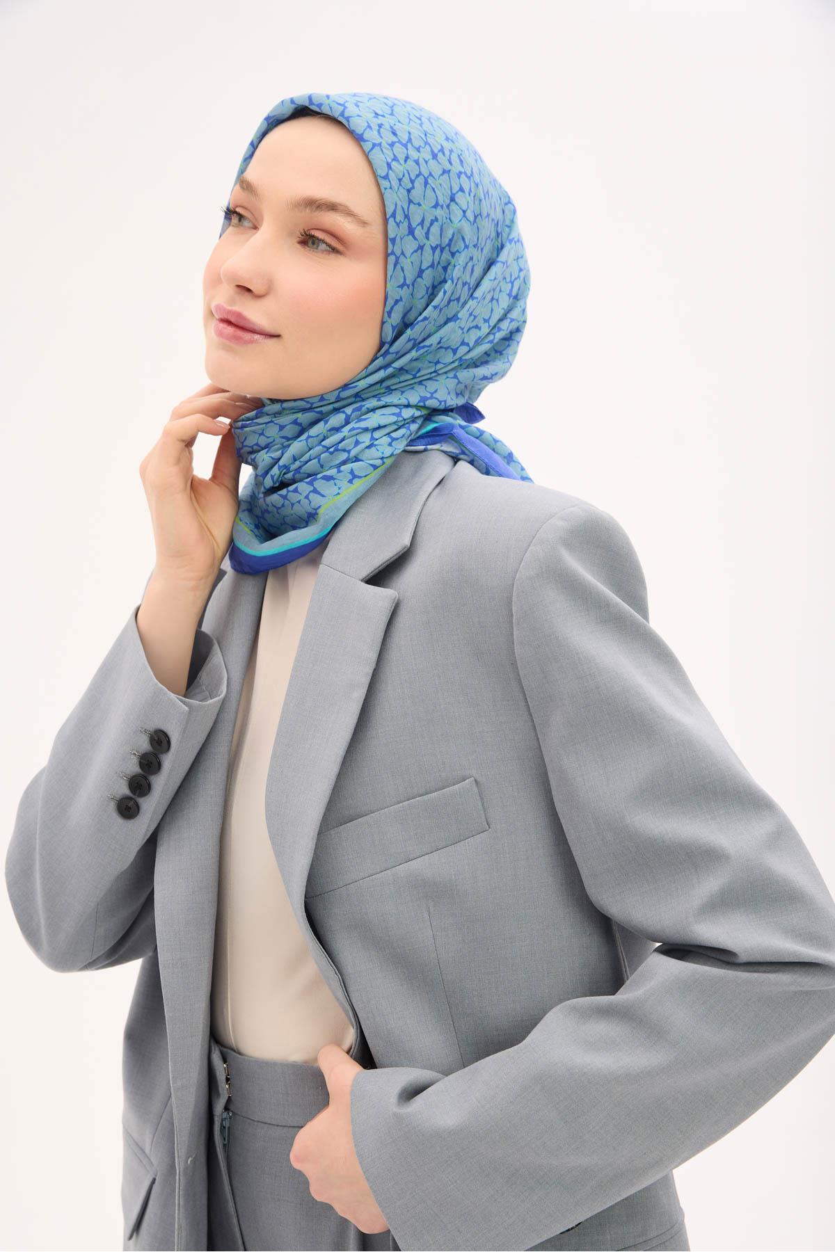Olinda Scarf Clover Pattern Grey 90x90
