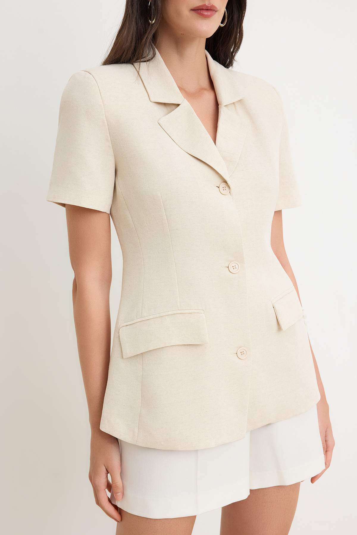 Trendyolmilla Bej Keten Karışımlı Astarlı Kısa Kollu Blazer Ceket TWOSS26BC00044