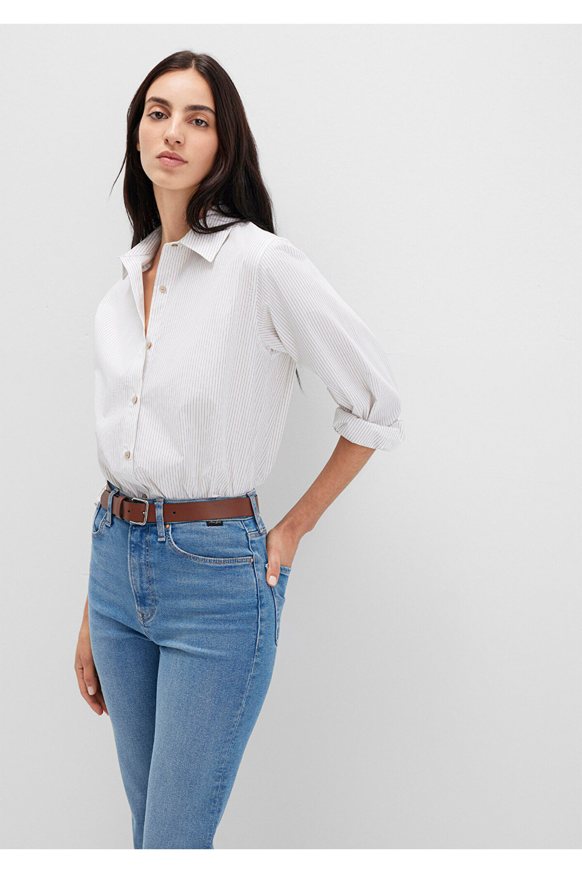 Çizgili Beyaz Gömlek Loose Fit / Bol Rahat Kesim 1211292-83980 — سفید — تصویر 2 از 7