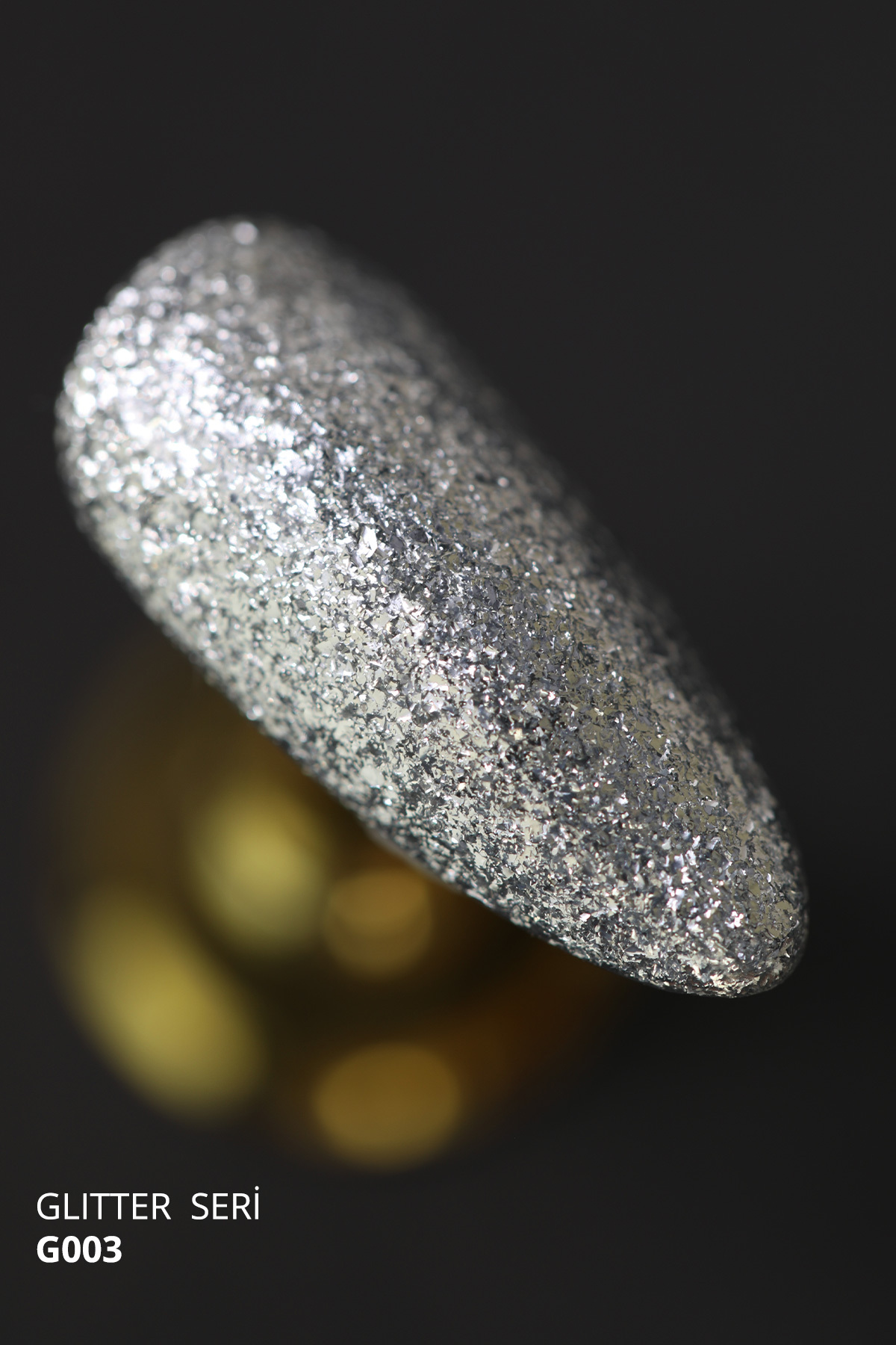 Glitter Kalıcı Oje G003 Yoğun Gümüş Parıltılı 4 ml — نقره‌ای 8860101A01S01G001 — تصویر 5 از 5