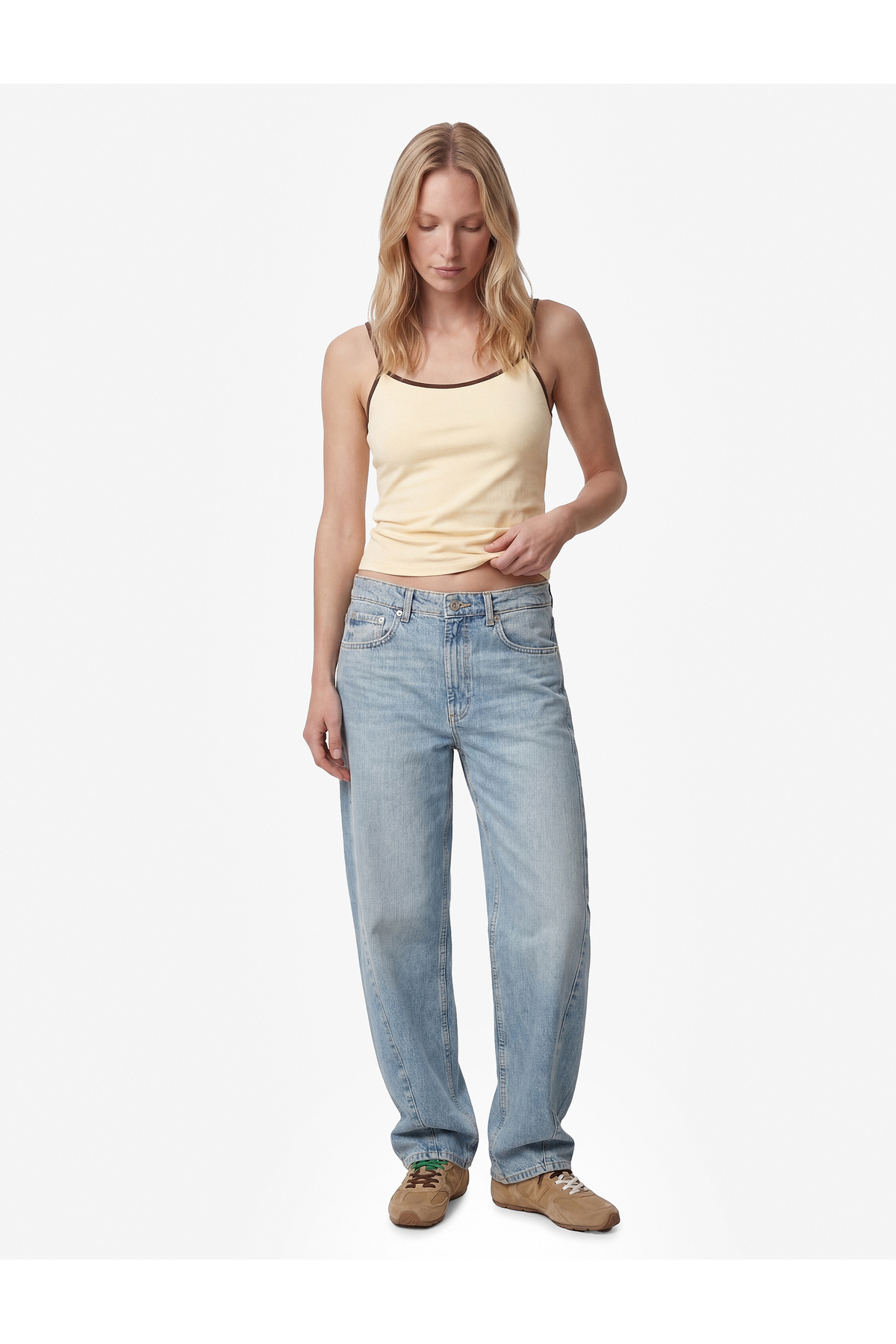 Koton Pamuklu Renk Kontrastlı Slim Fit U Yaka Askılı Bluz