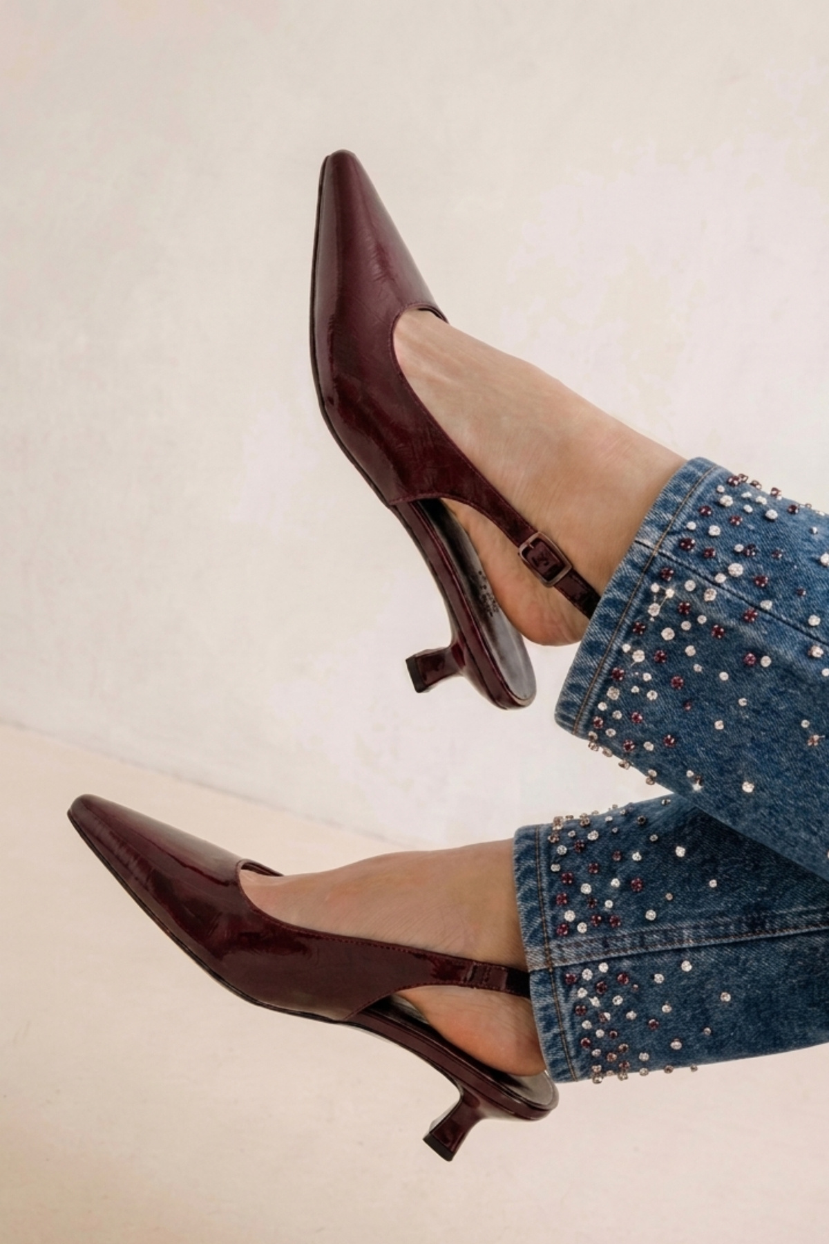 Genel Markalar Kitten Kadın Bordo Rugan Sivri Burun Stiletto Kısa Topuklu Ayakkabı 4 cm görsel 2