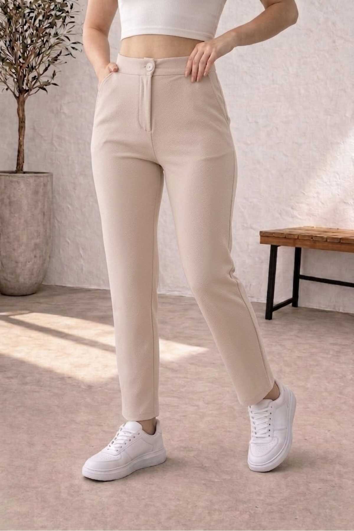 Women's High Waist Beige Lycra Pleated Carrot Pants with Side Pockets