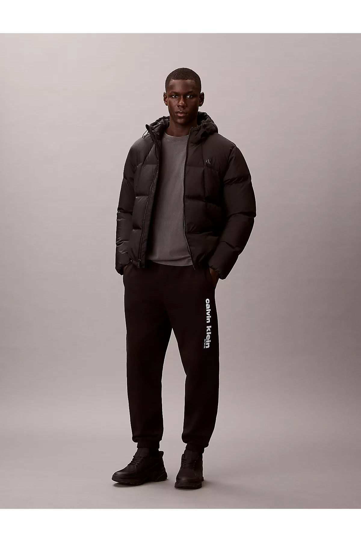 شلوار گرمکنمردانهCalvin Kleinرنگارنگ