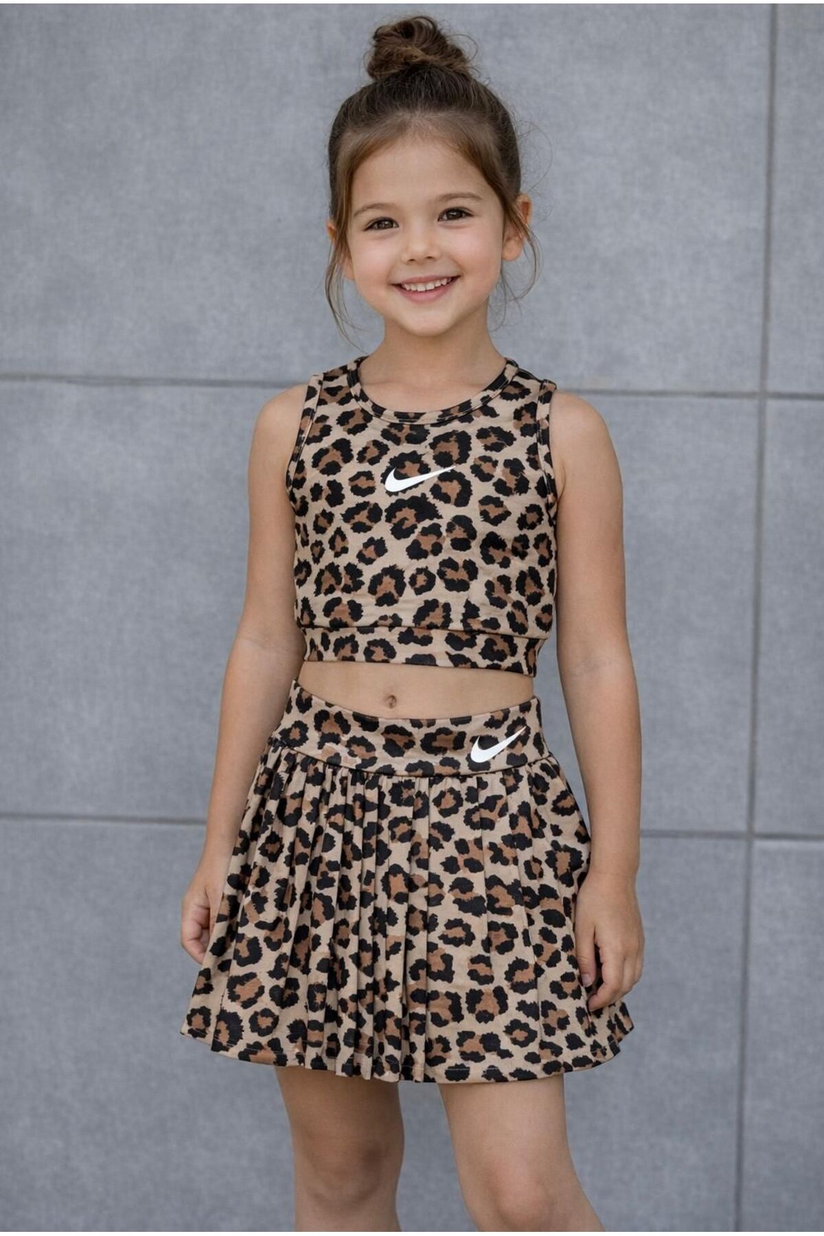 Uğur bebe Devojčički kupaći kostim sa leopard printom, kratkim hlačicama i su...