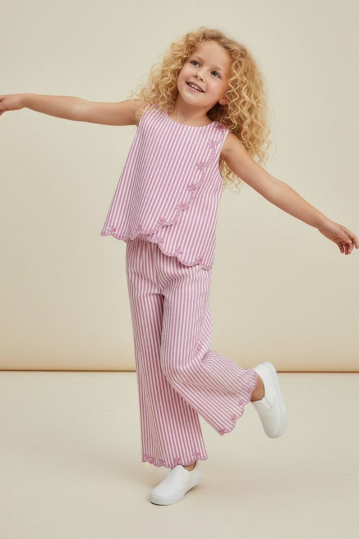 NOBLEKIDS Girl's Striped Embroidery Detailed Blouse and Trousers Set Pink