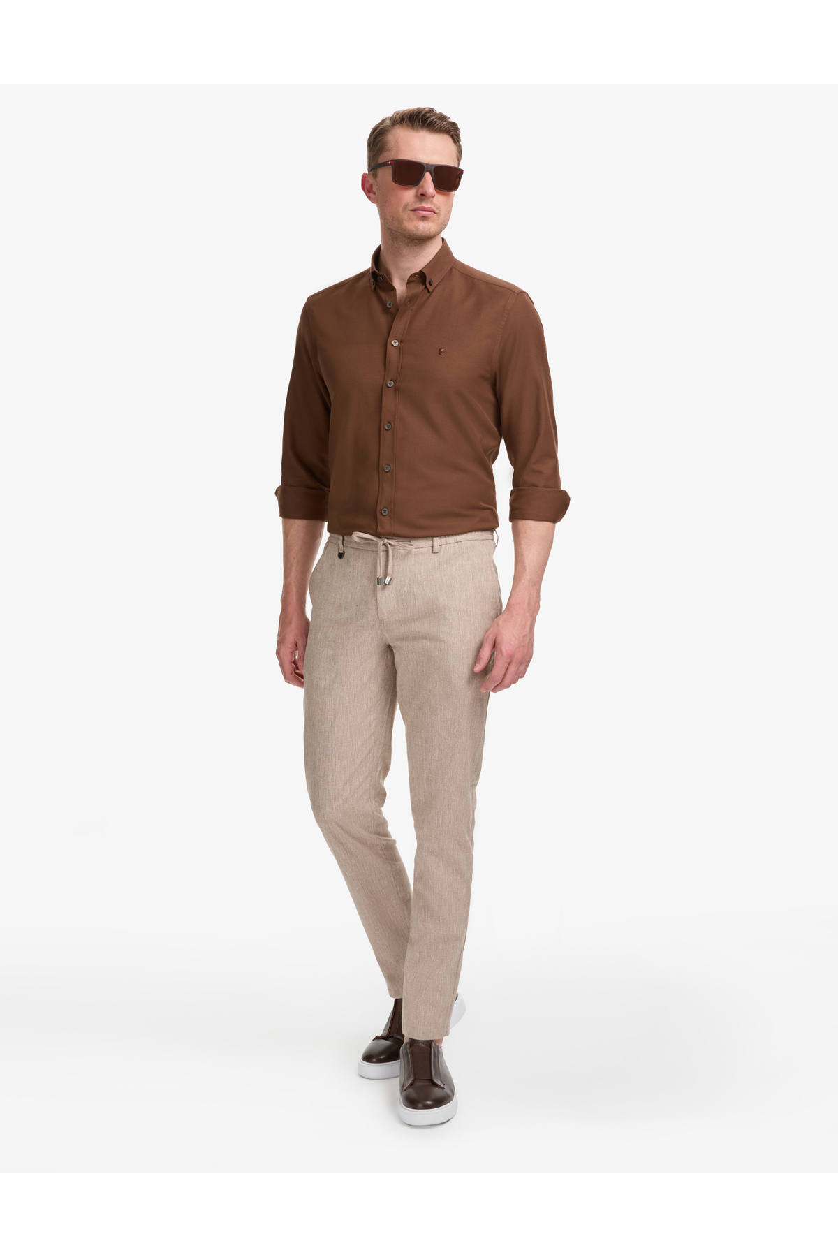 شلوار کتان نخی قهوه‌ای روشن مدل Slim Fit با کمر کشی ۵۰۳۲۴۲۷۵-VR002 پیر کاردین شلوار Pierre Cardin