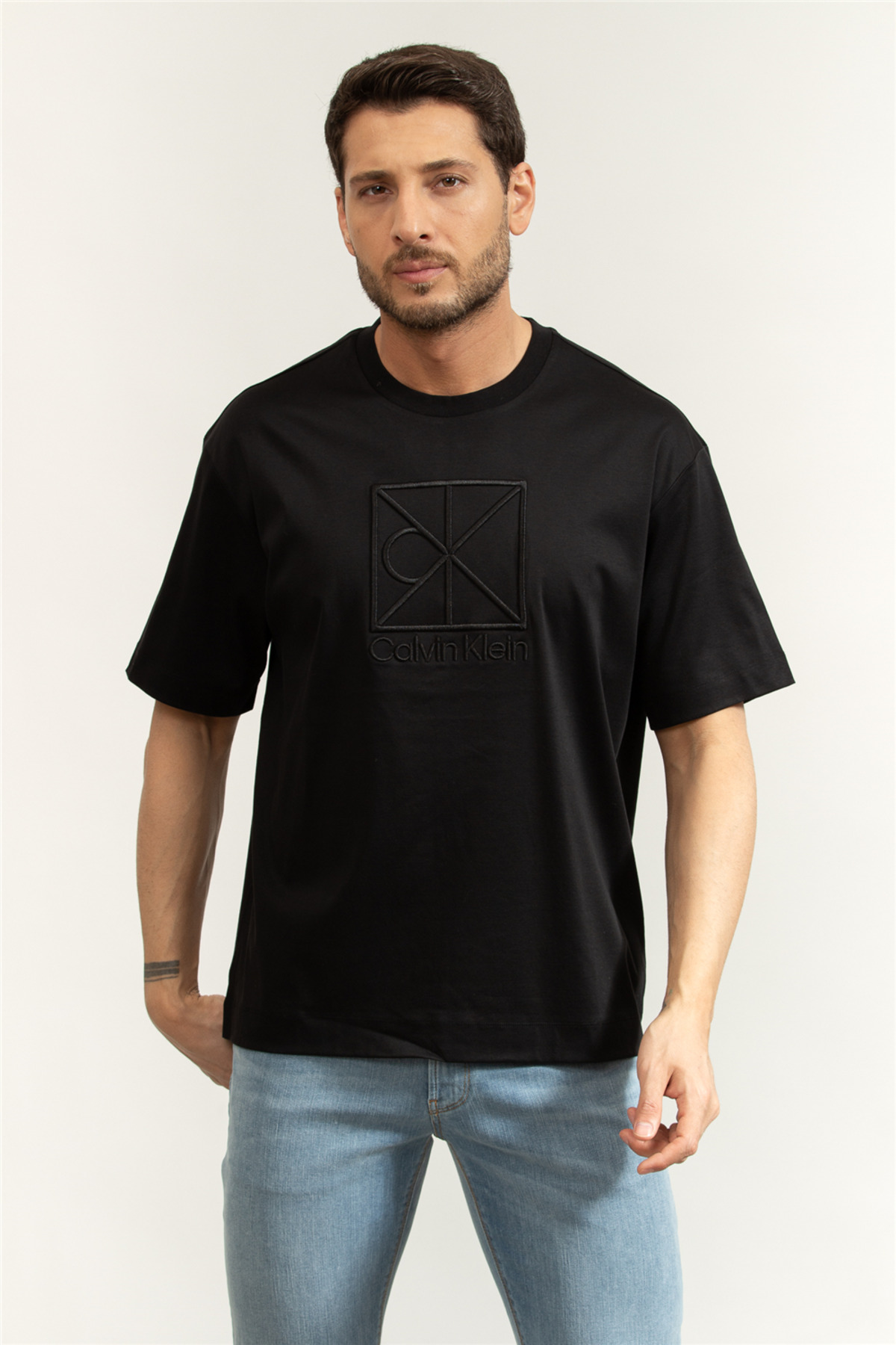 تیشرتمردانهCalvin Kleinمشکی
