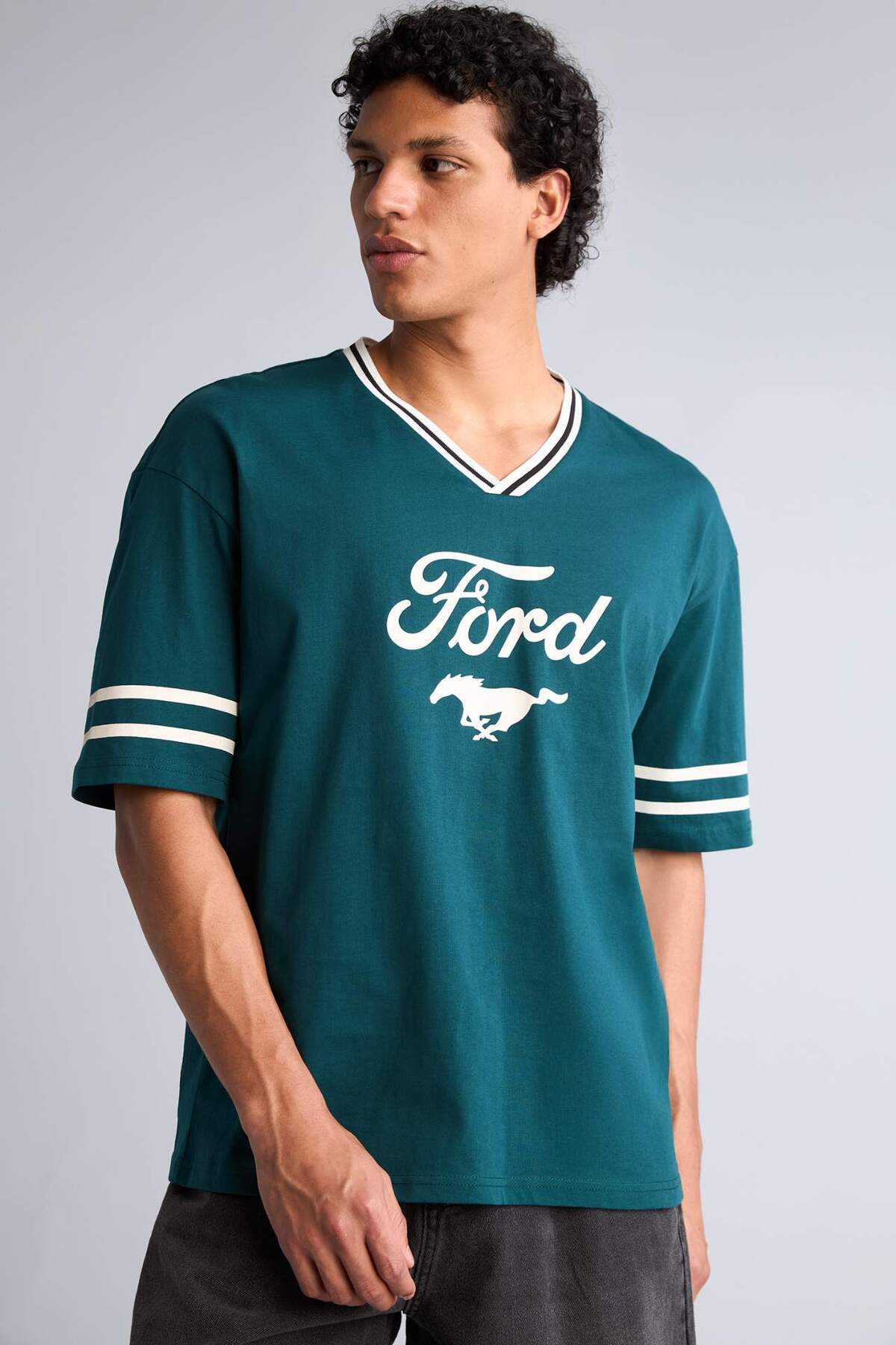 Defacto 100% Cotton Ford Motor Company Loose Fit Crew Neck Printed Short Sleeve T-Shirt G5212Ax26Sm